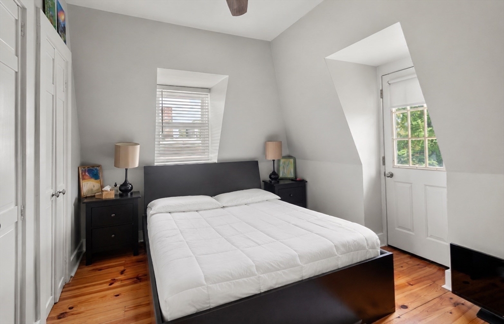 903 E. Broadway # 2