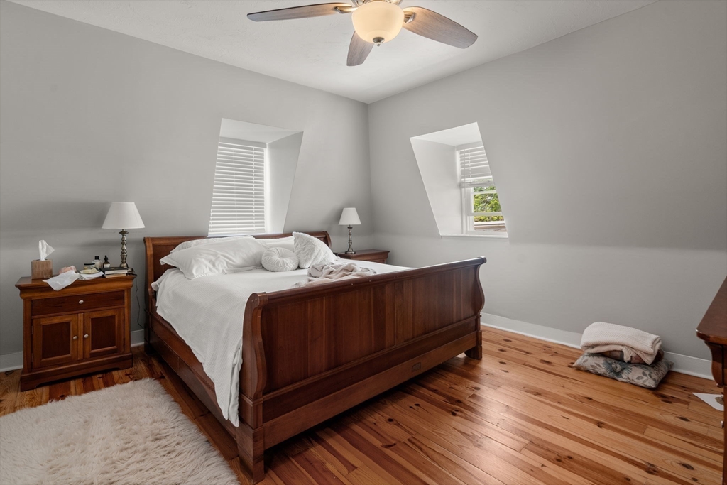 903 E. Broadway # 2