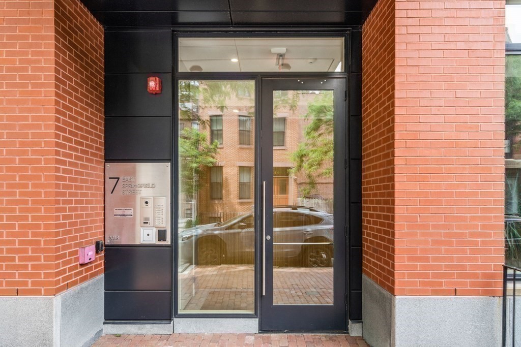 7 East Springfield # 5B