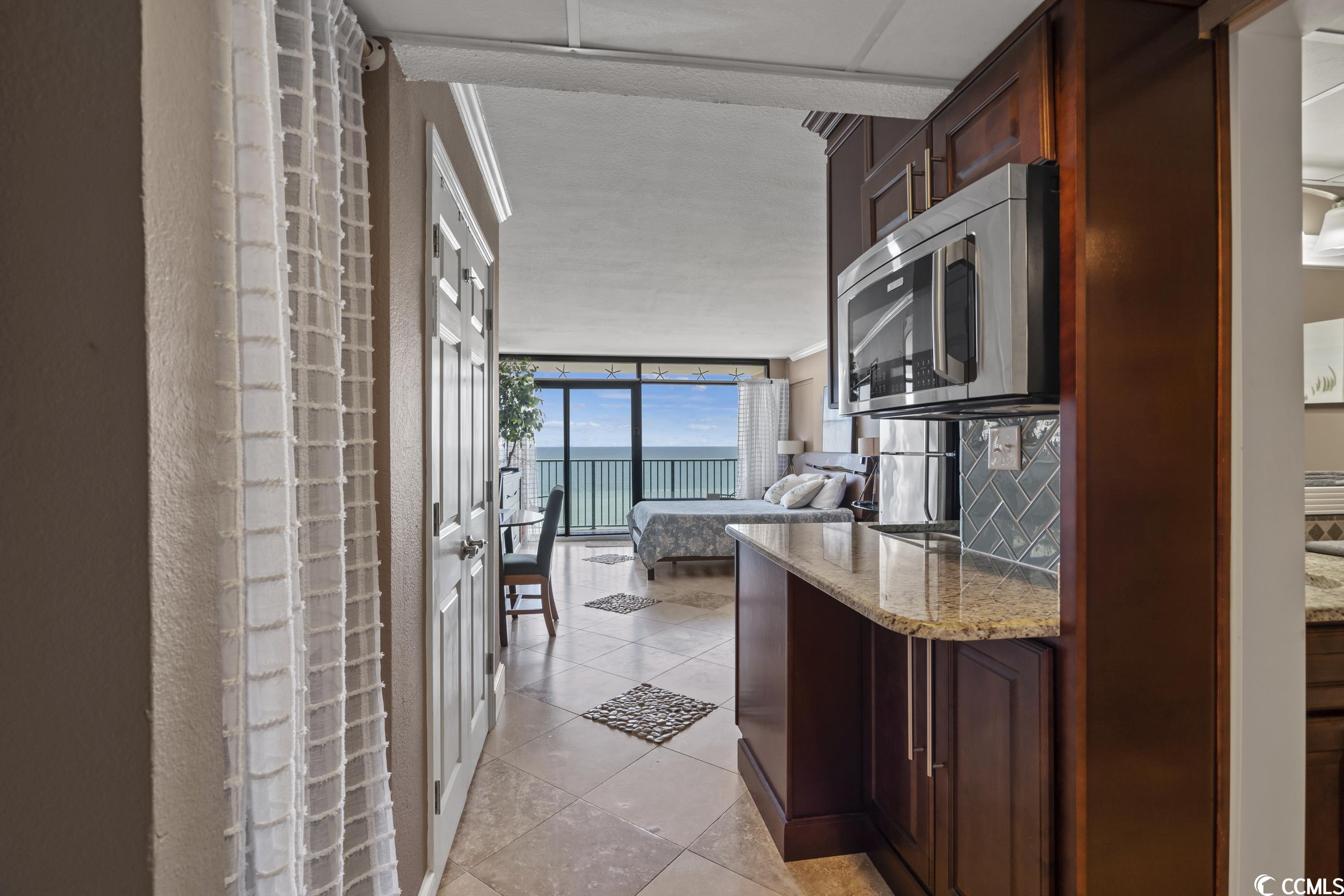 201 74th Ave. N Unit: 1031