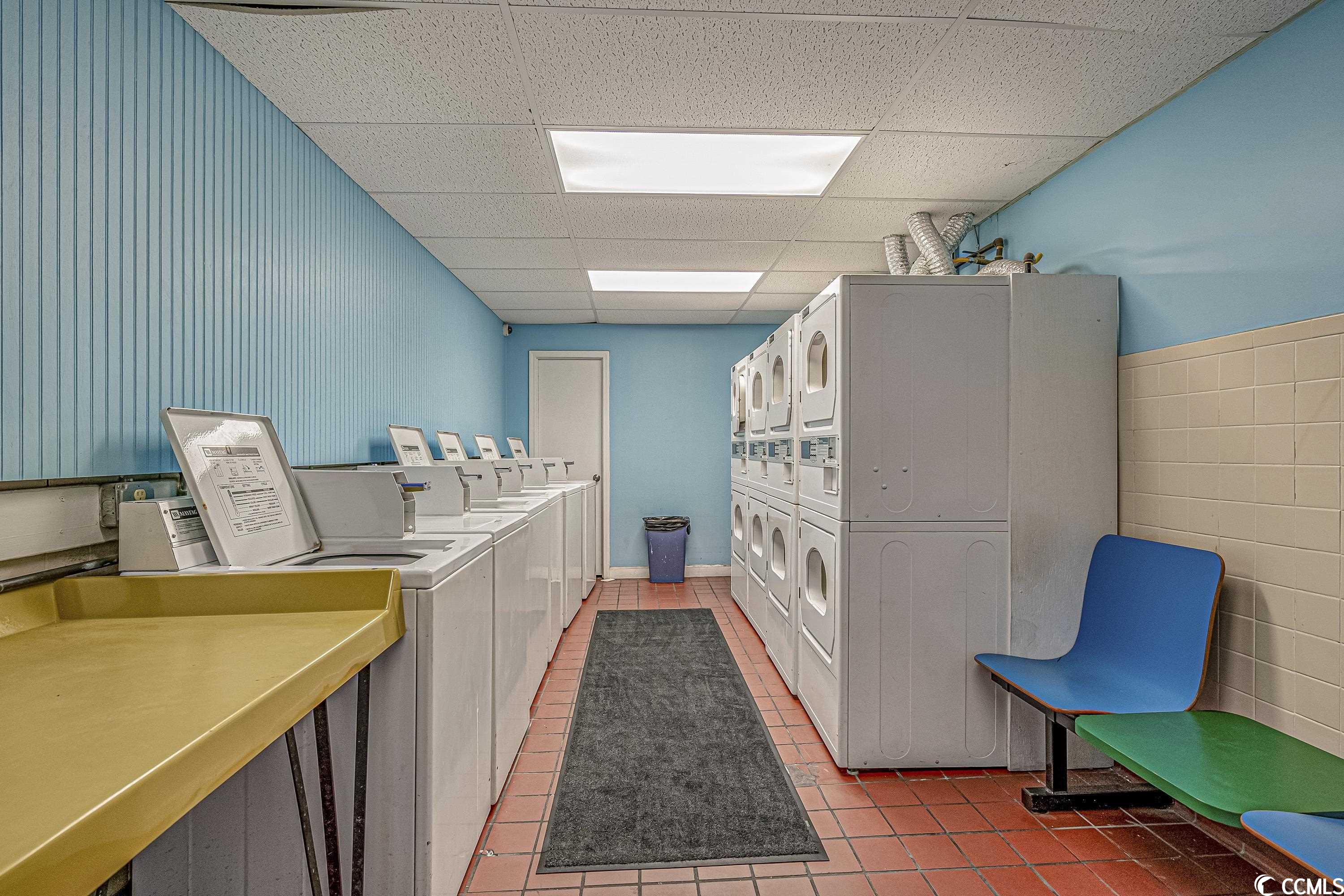 201 74th Ave. N Unit: 1031