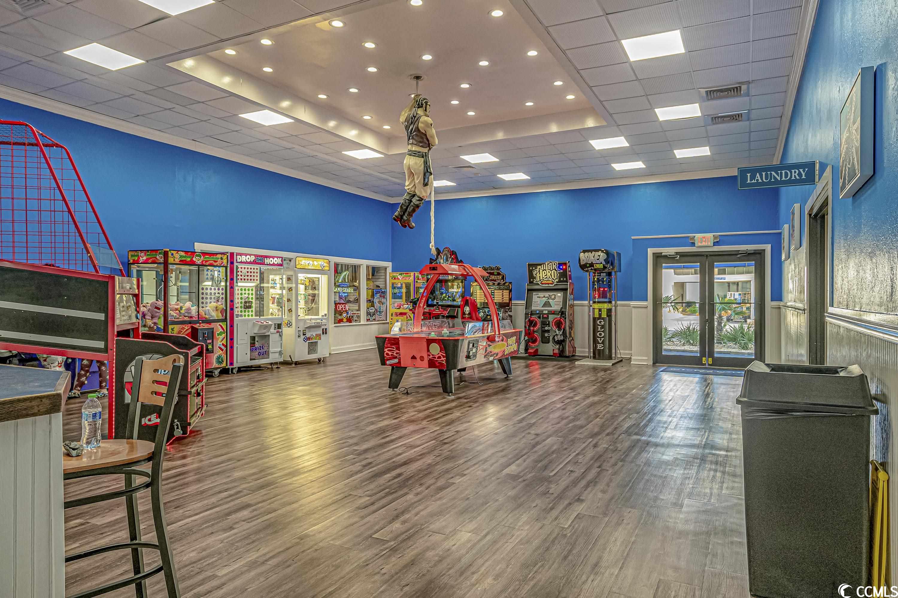 201 74th Ave. N Unit: 1031