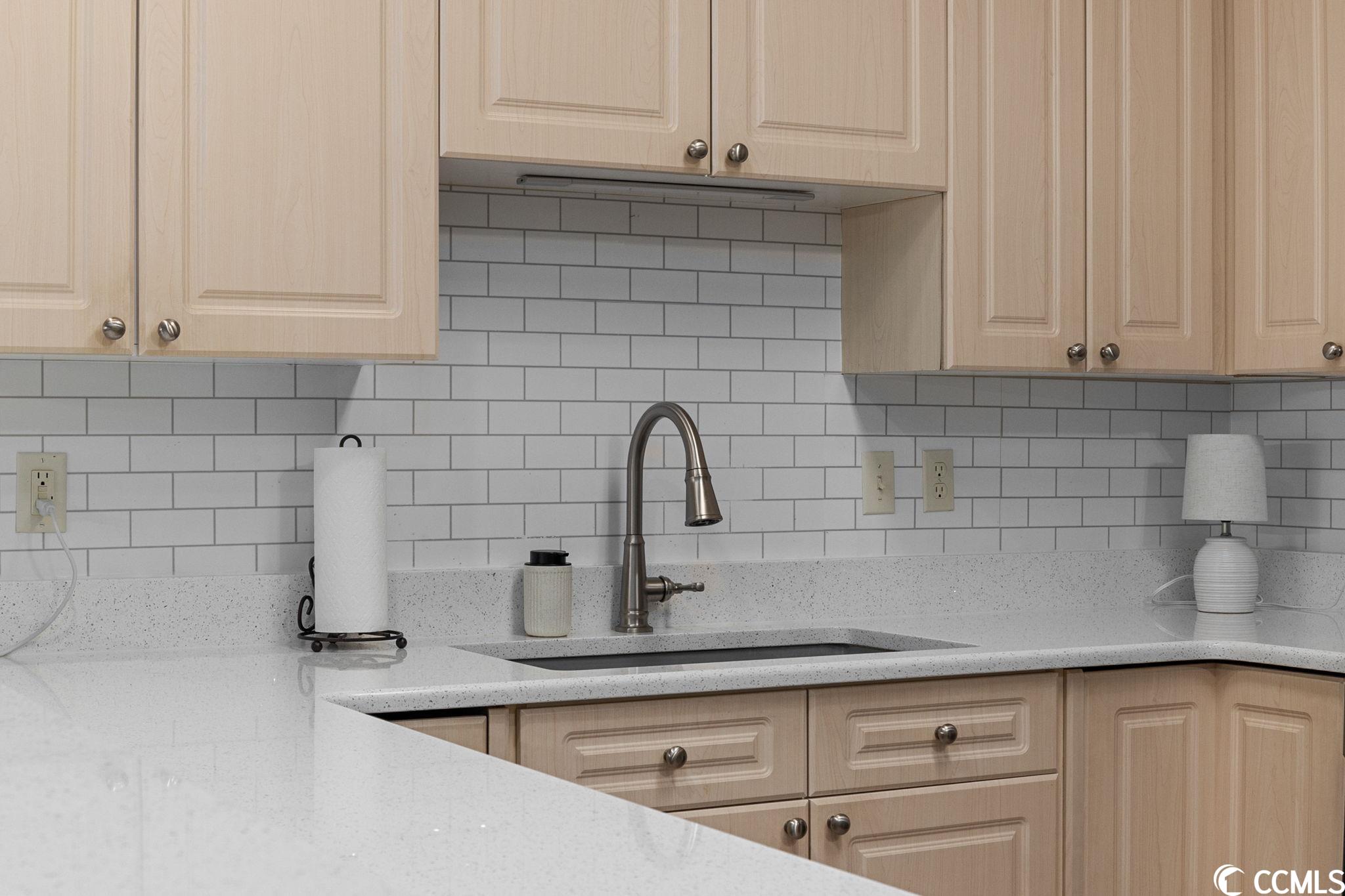 4891 Luster Leaf Circle Unit: 304