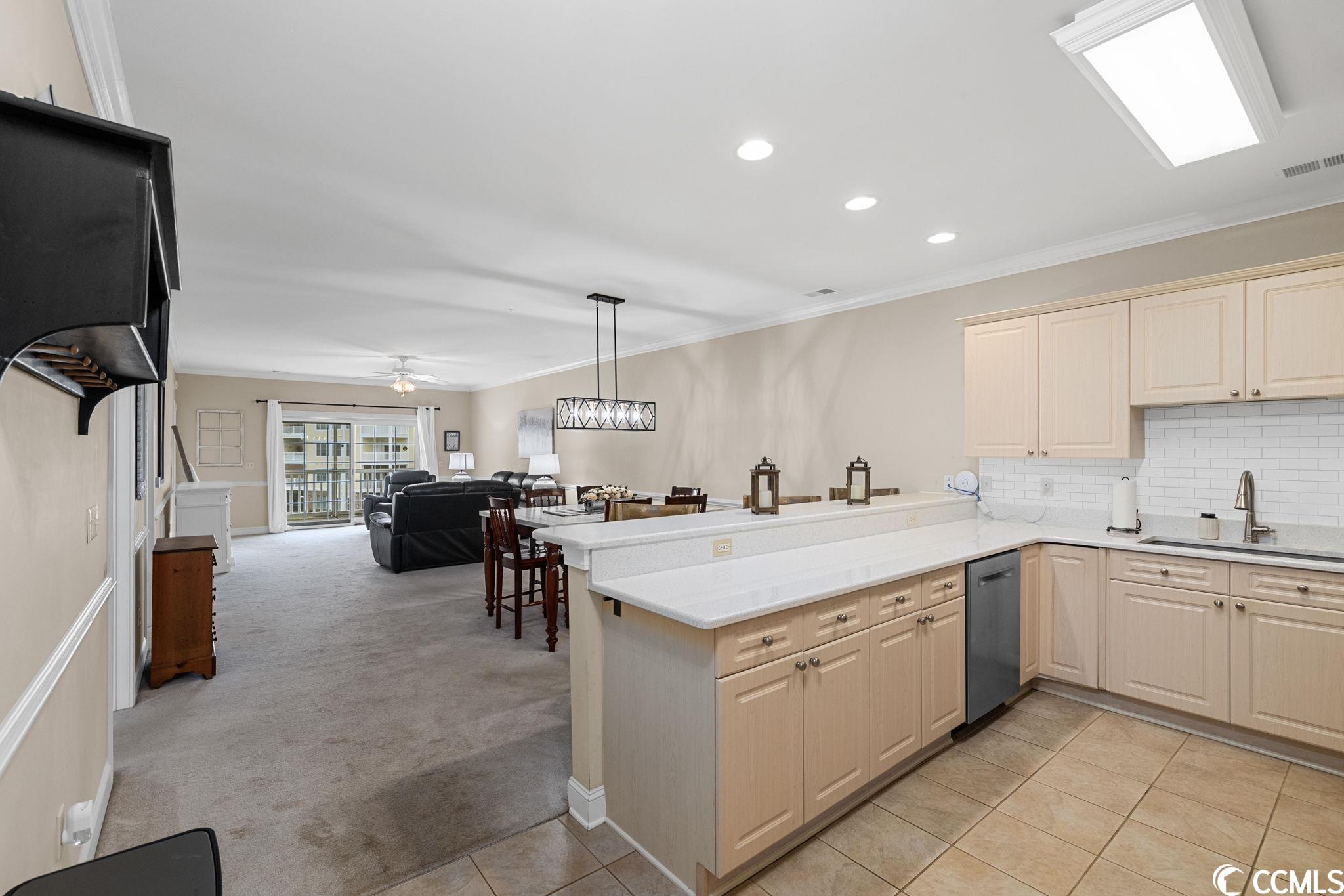 4891 Luster Leaf Circle Unit: 304