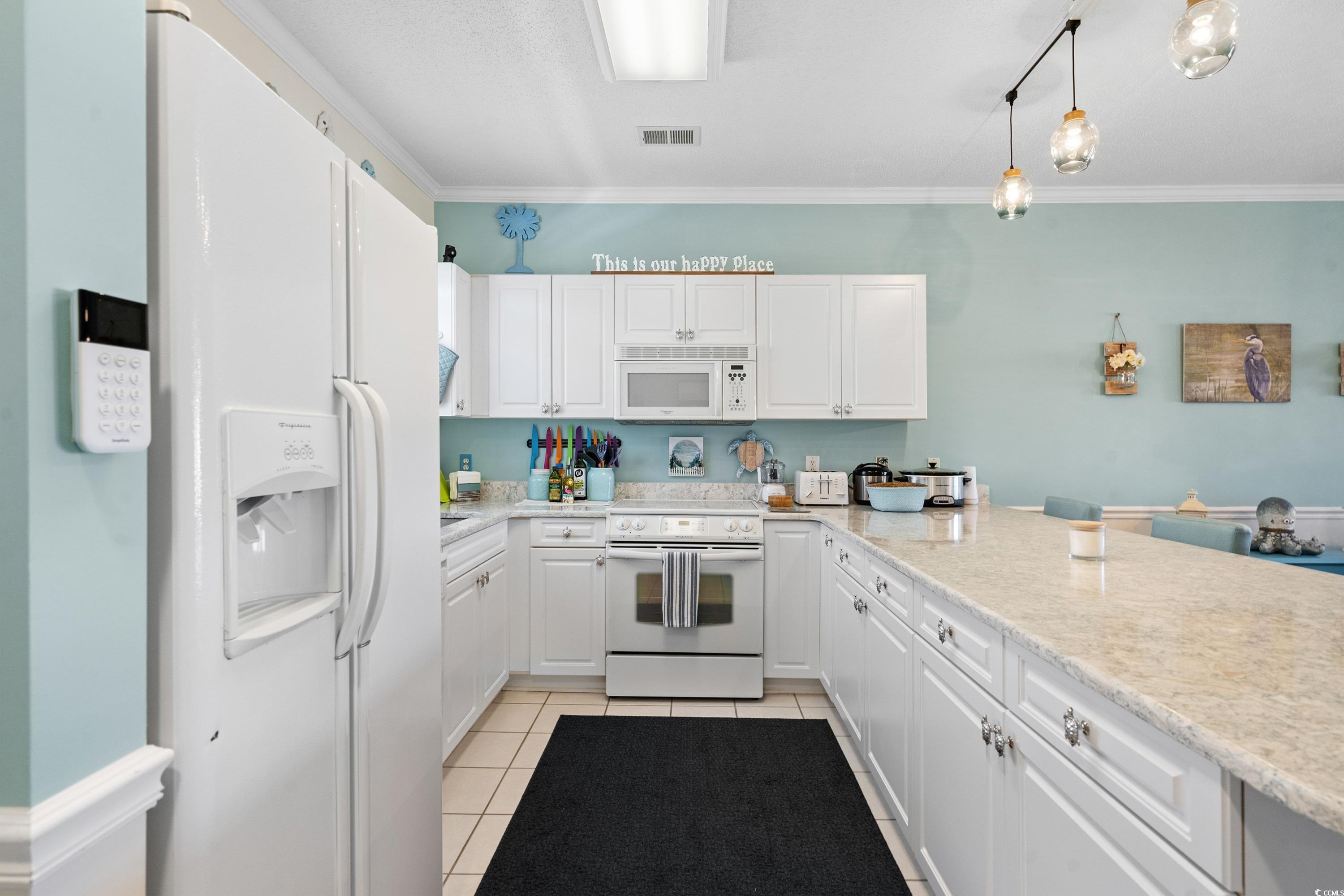 3983 Forsythia Ct. Unit: 203