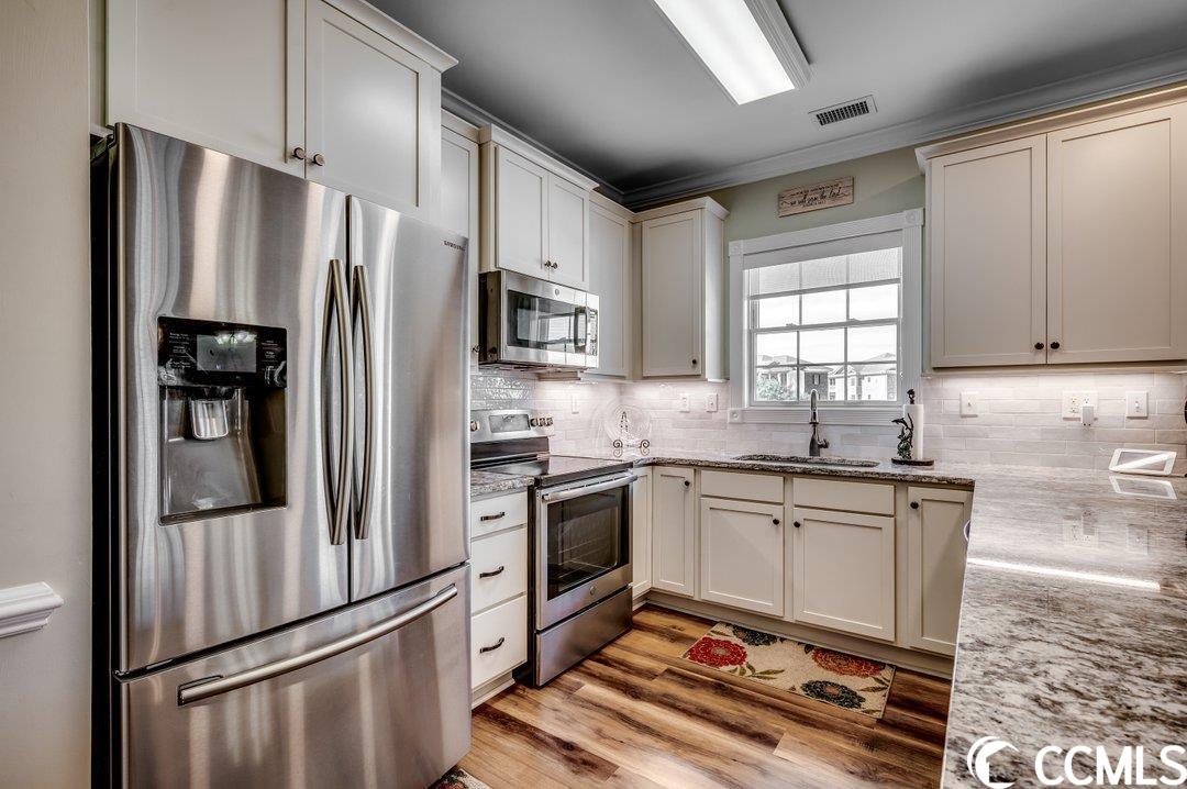 4812 Magnolia Lake Dr. Unit: 301