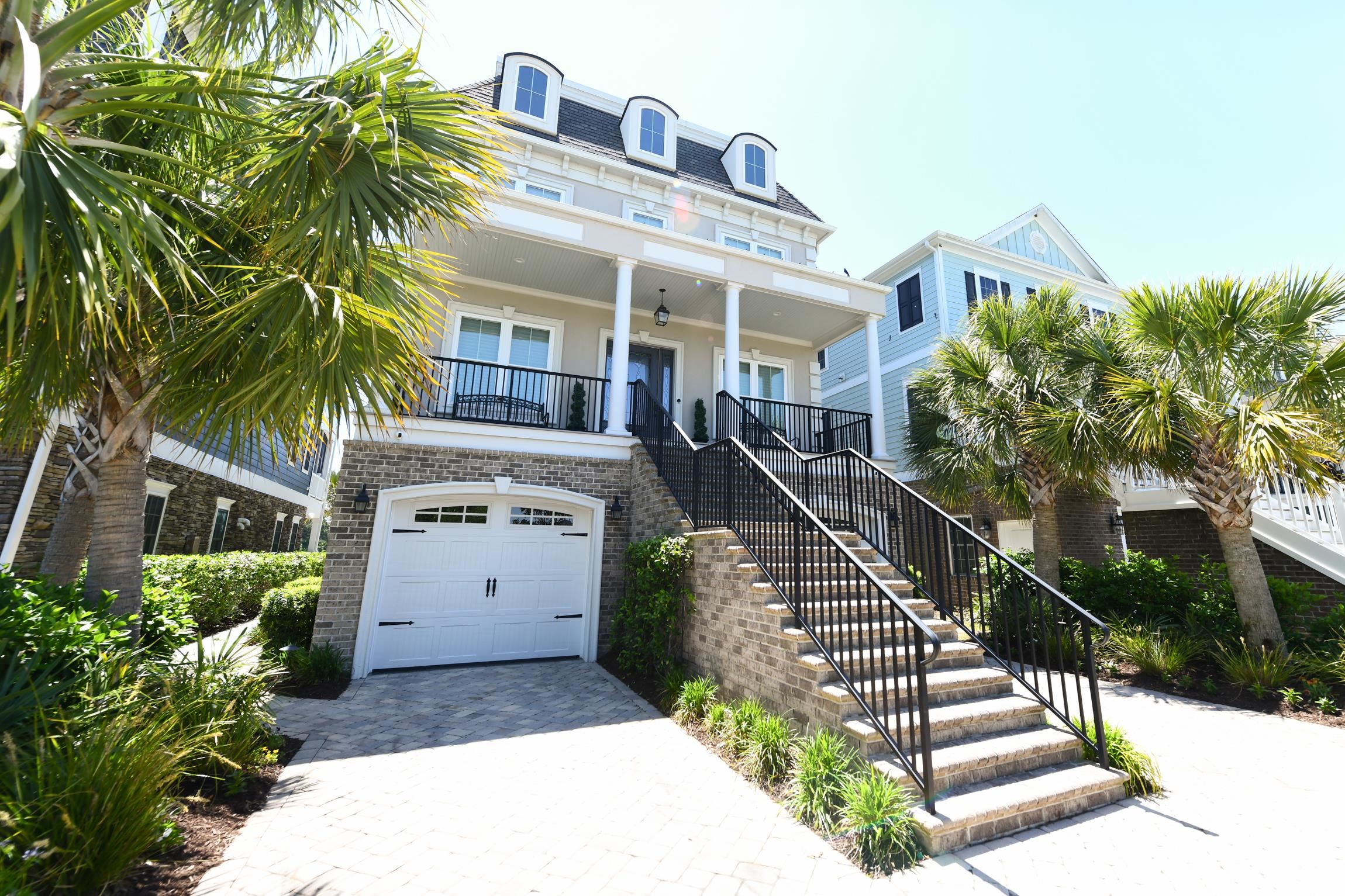 488 West Palms Dr.