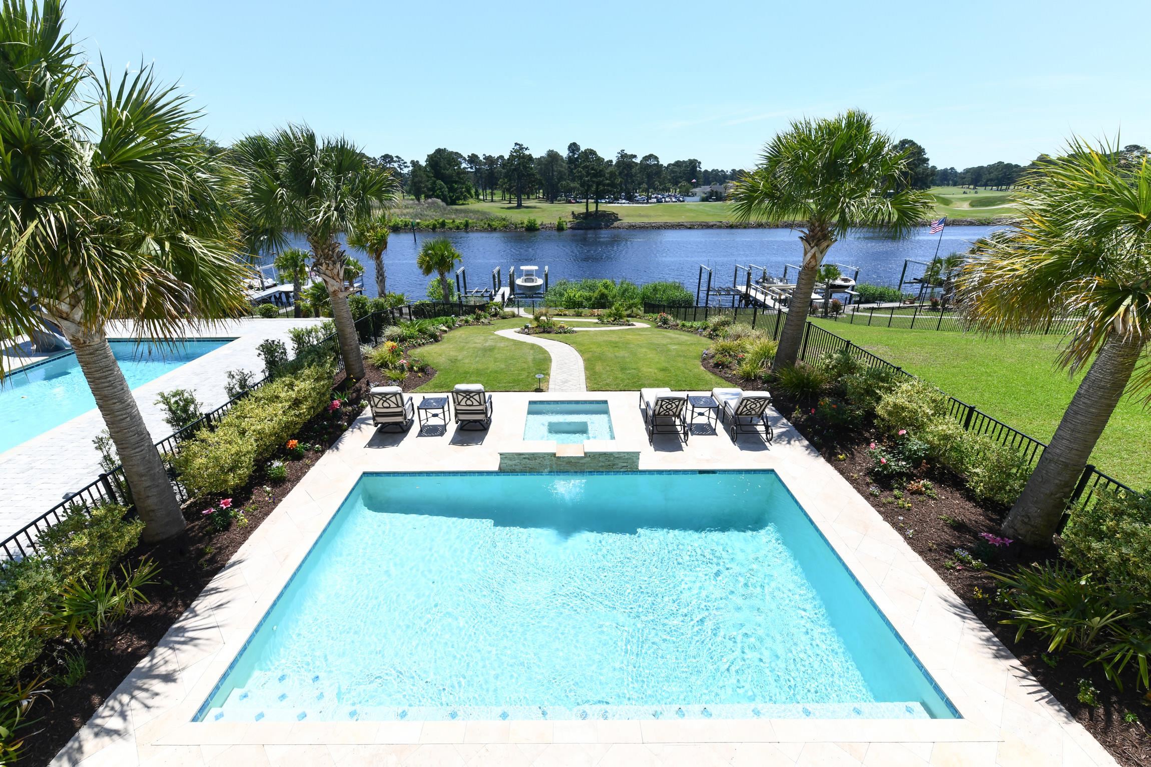 488 West Palms Dr.