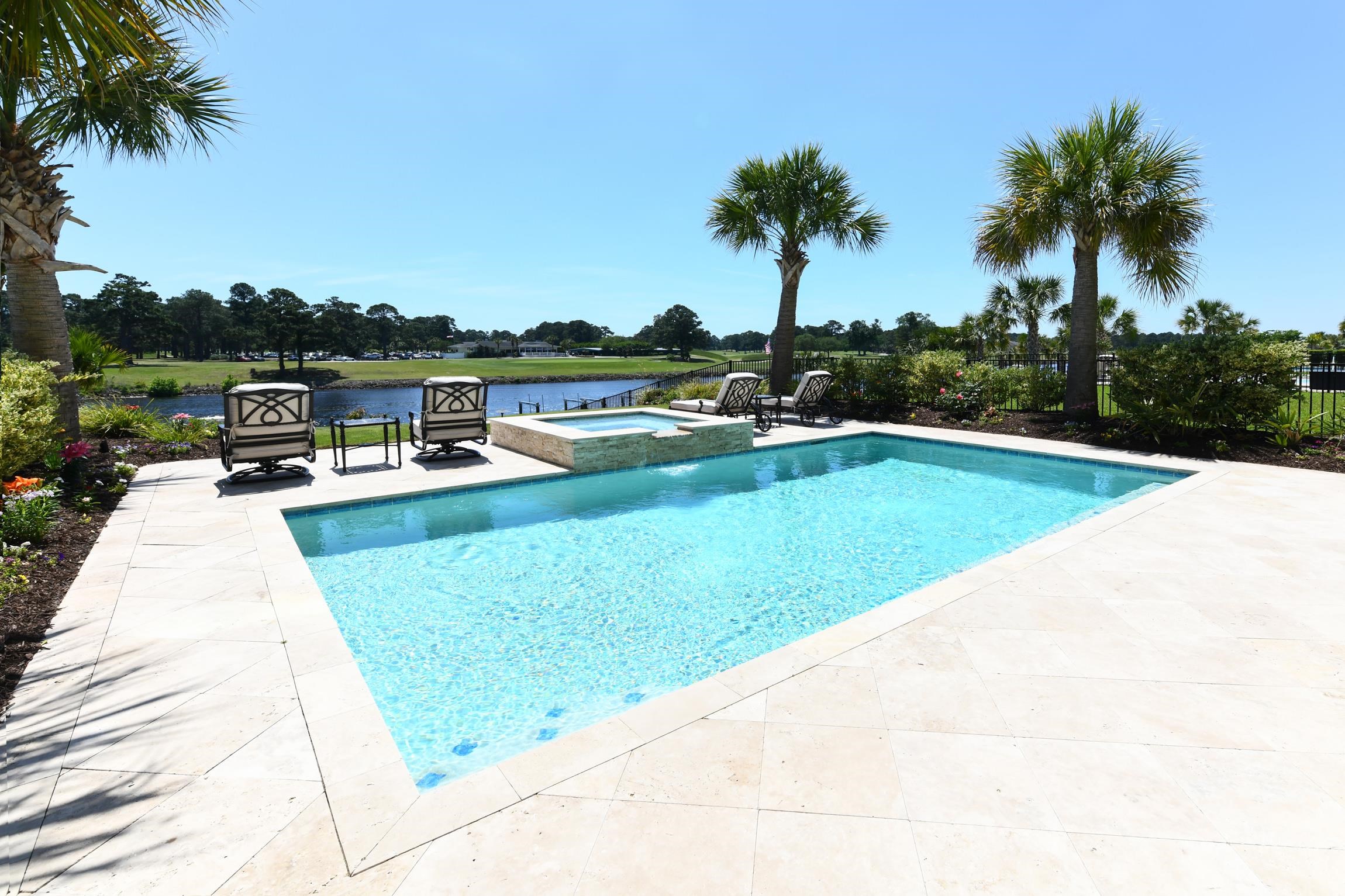 488 West Palms Dr.