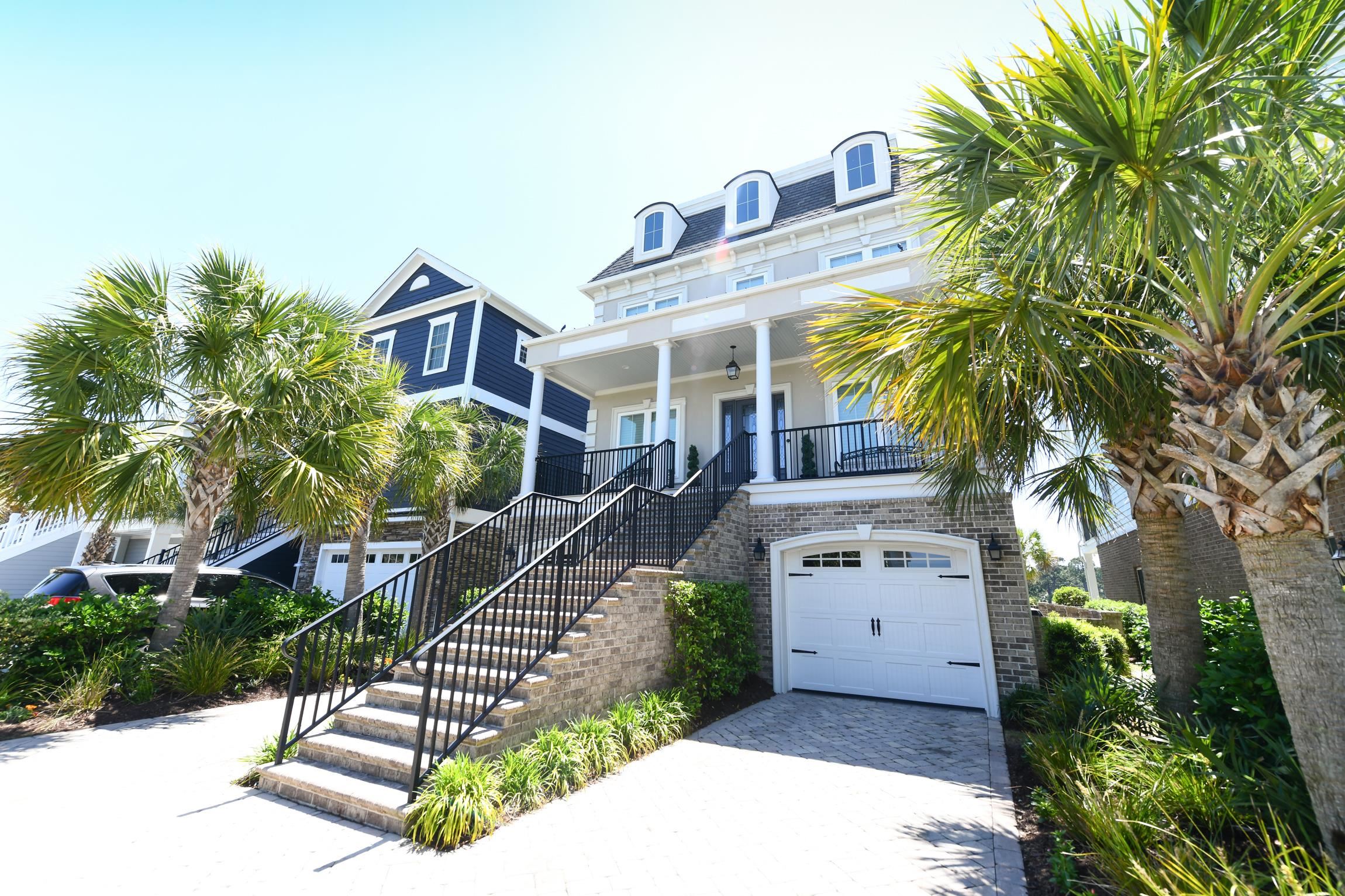 488 West Palms Dr.