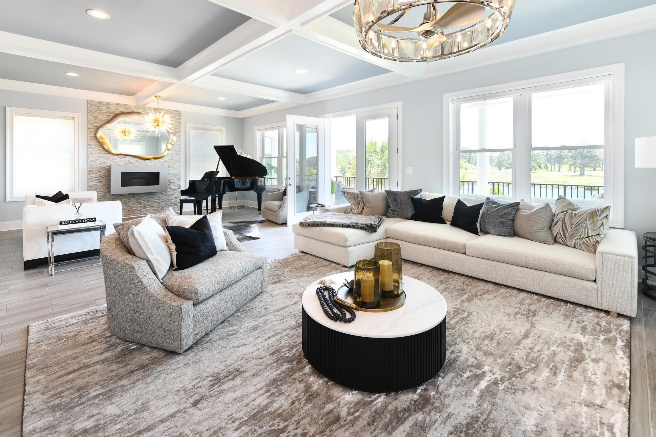 488 West Palms Dr.