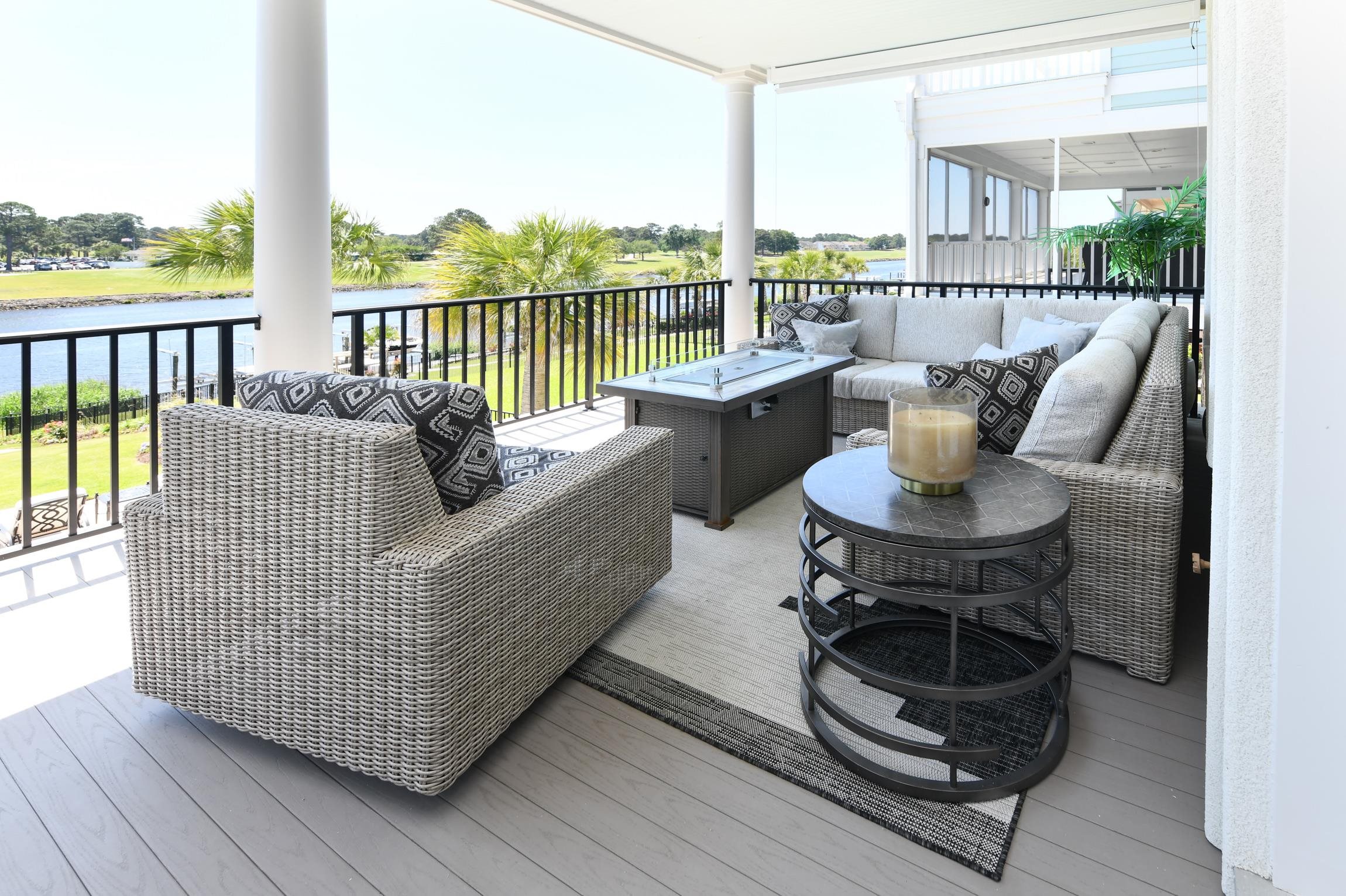 488 West Palms Dr.