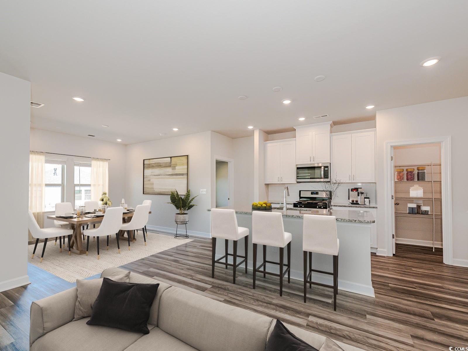 8605 Pinnacle Cove Way