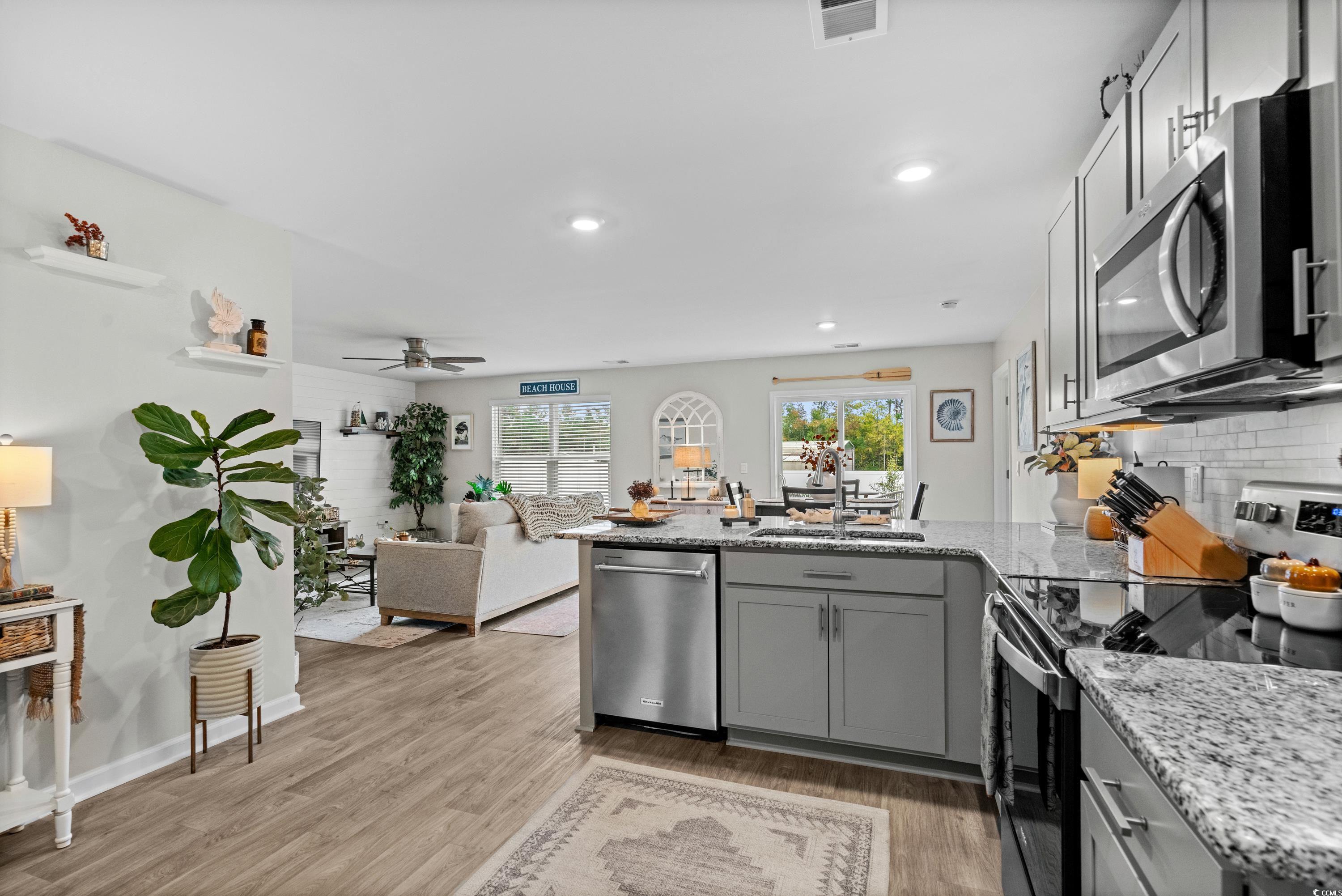 123 Clover Walk Dr.