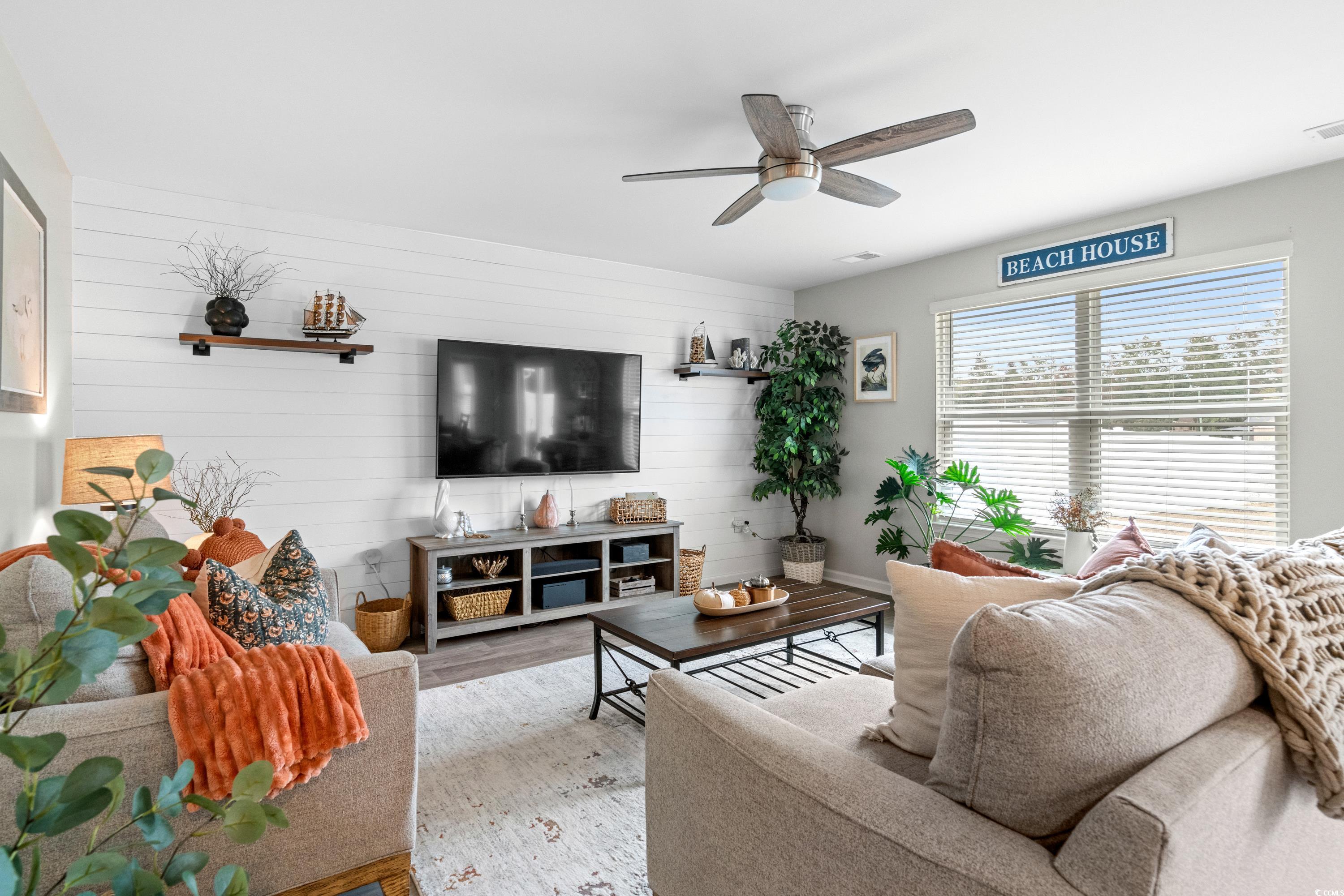 123 Clover Walk Dr.