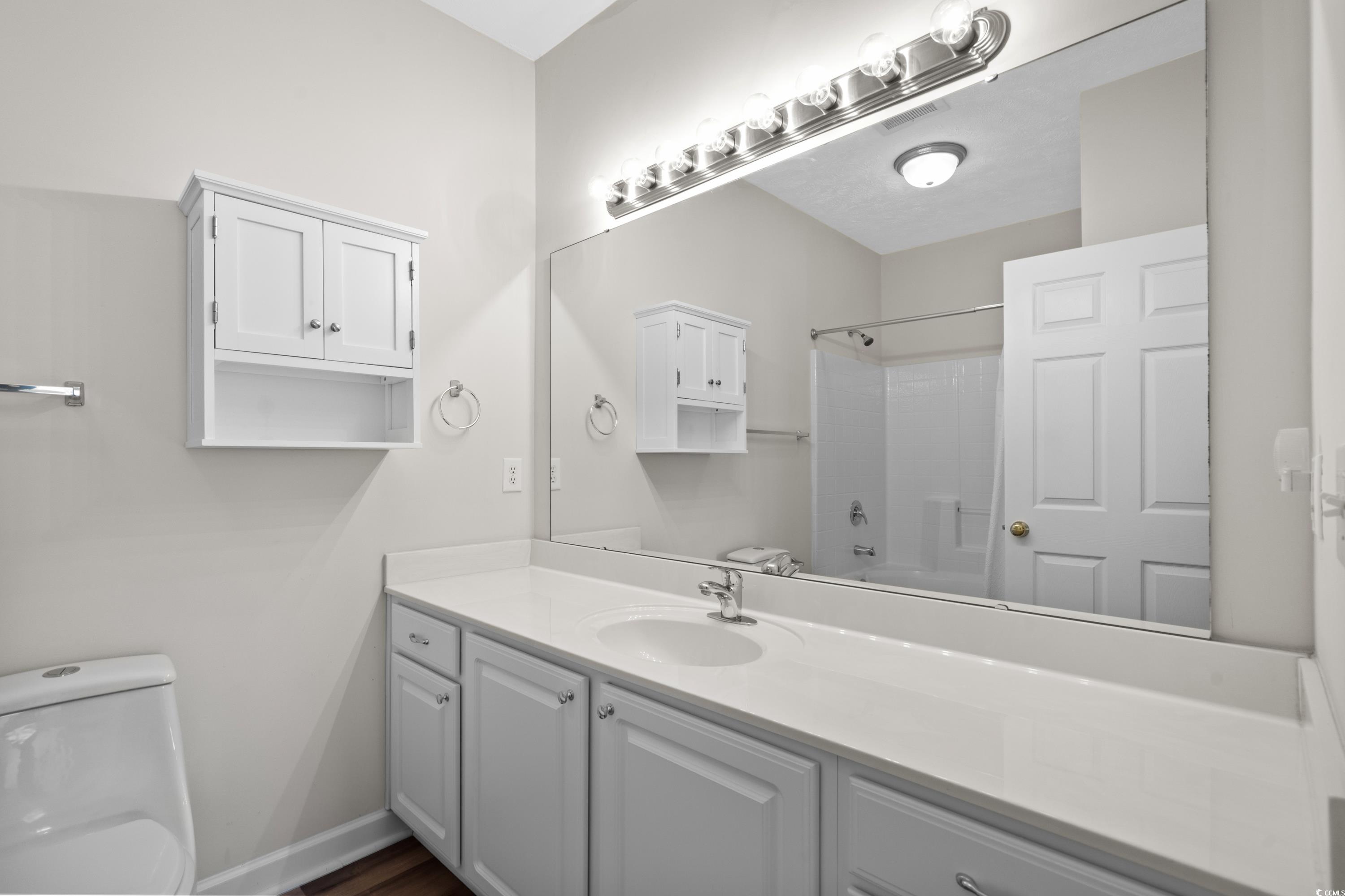 209 Wando River Rd. Unit: 10C