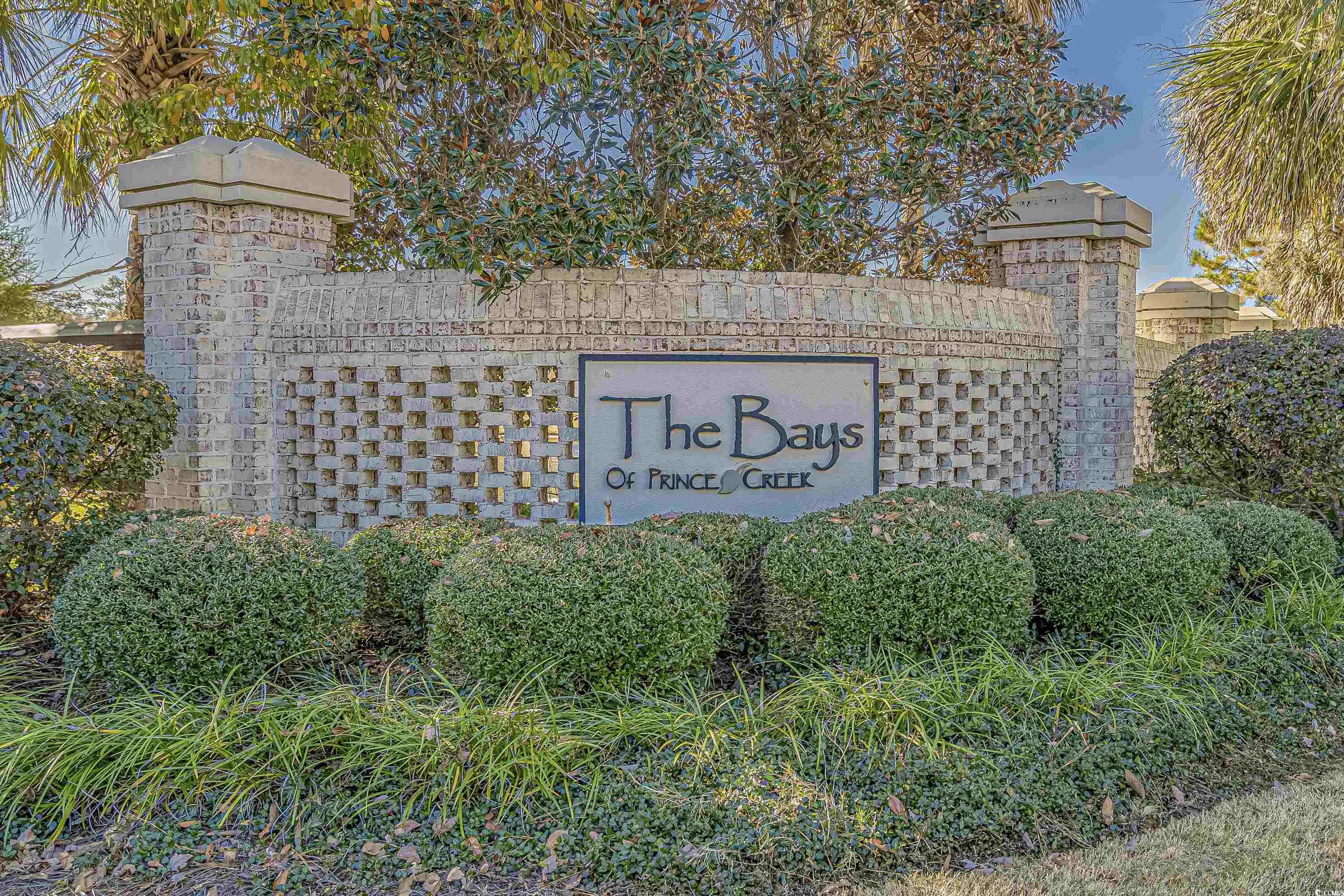862 Edgewater Dr.