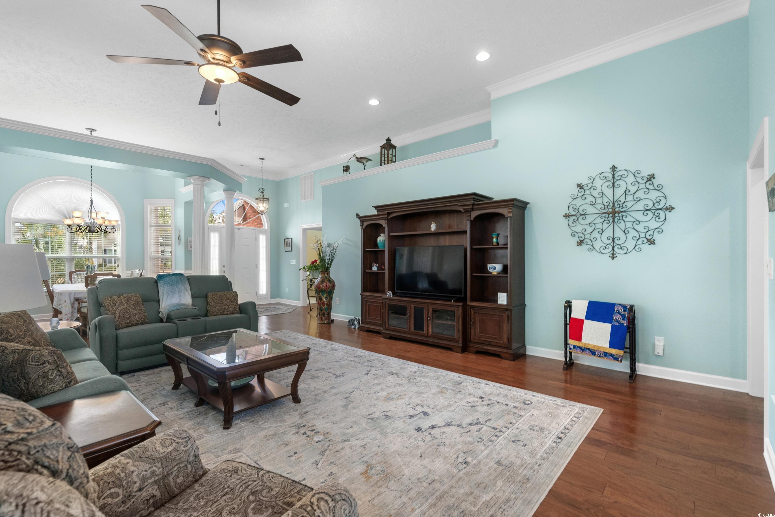 862 Edgewater Dr.