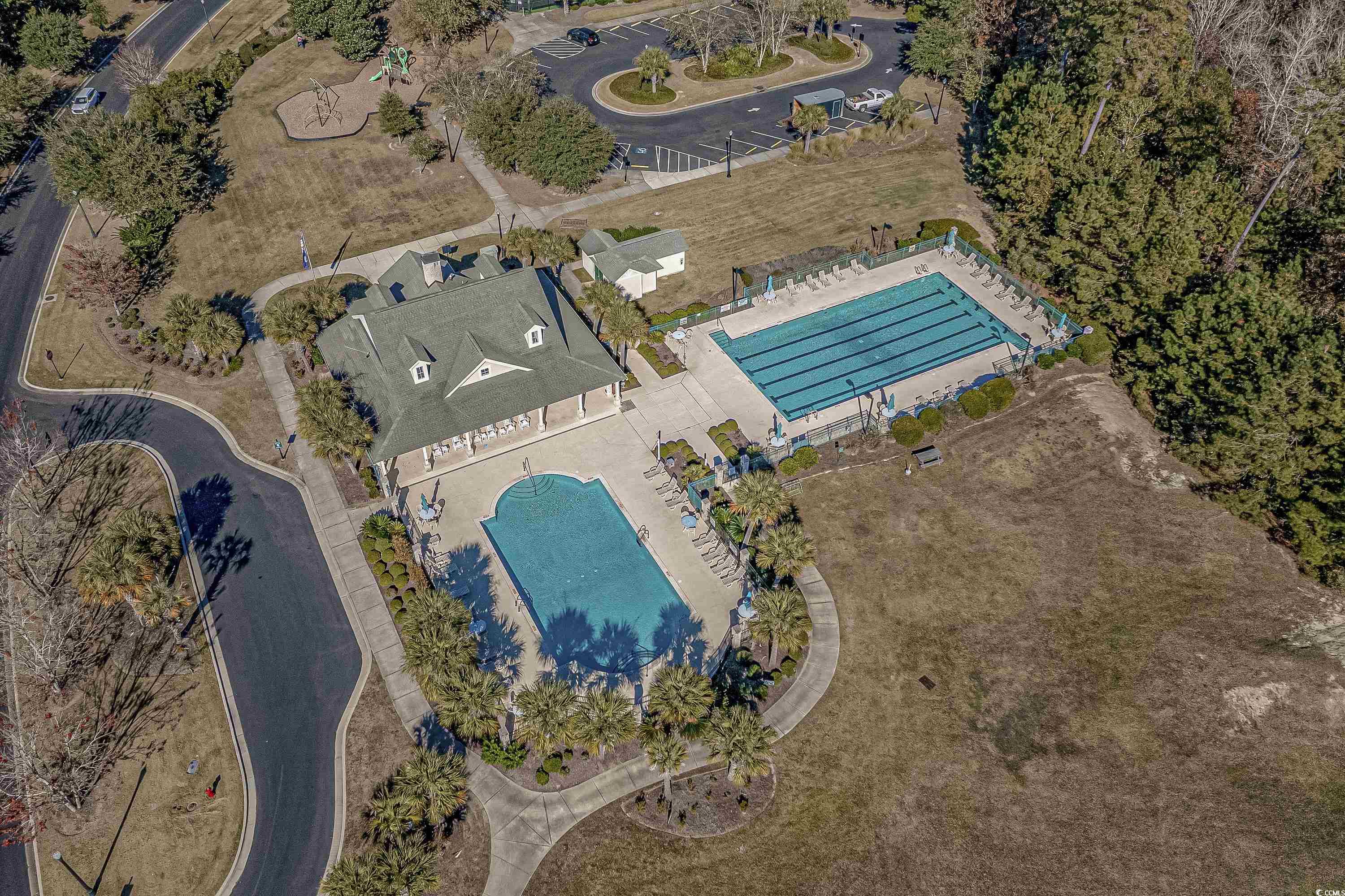 862 Edgewater Dr.