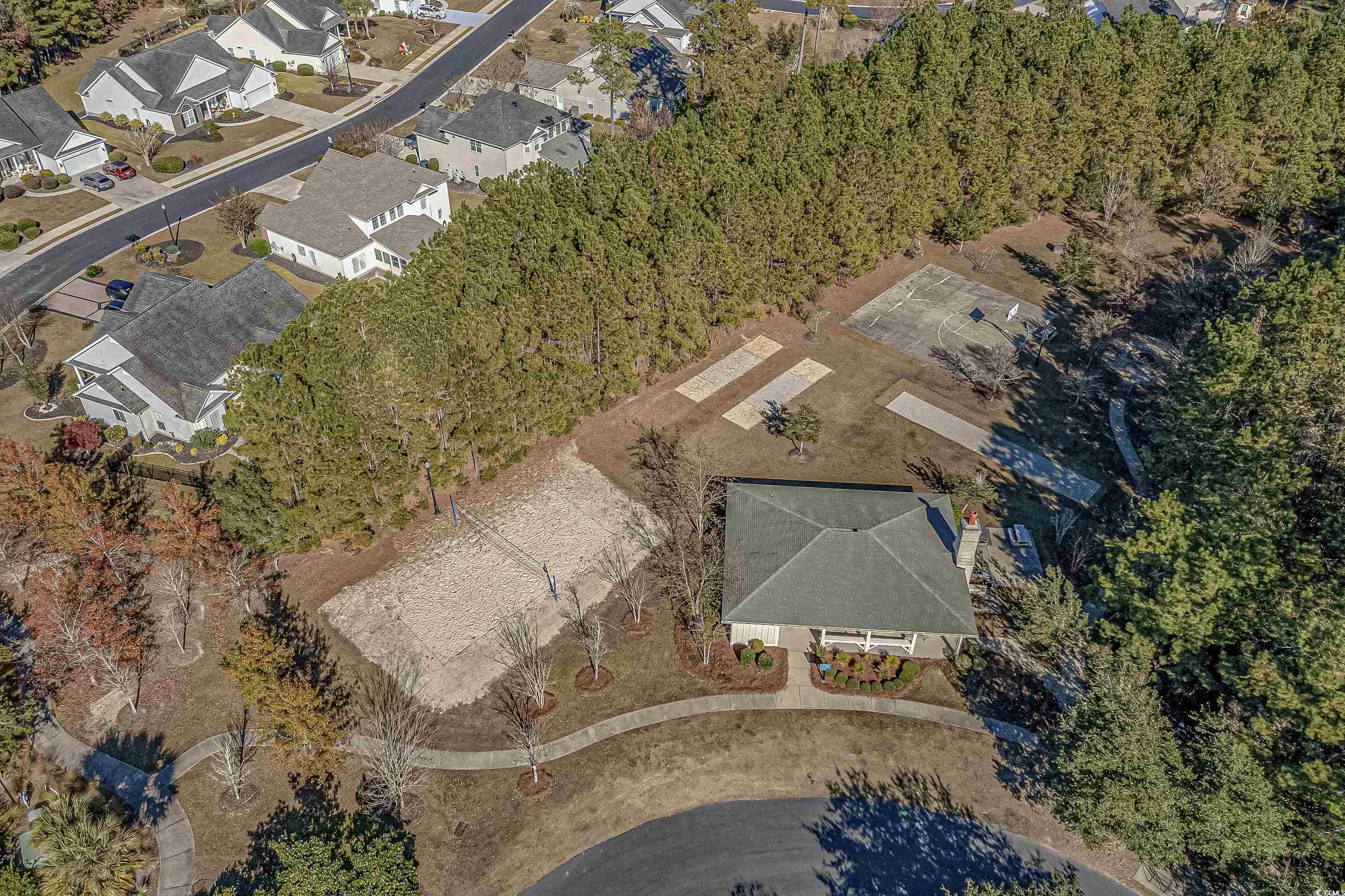 862 Edgewater Dr.
