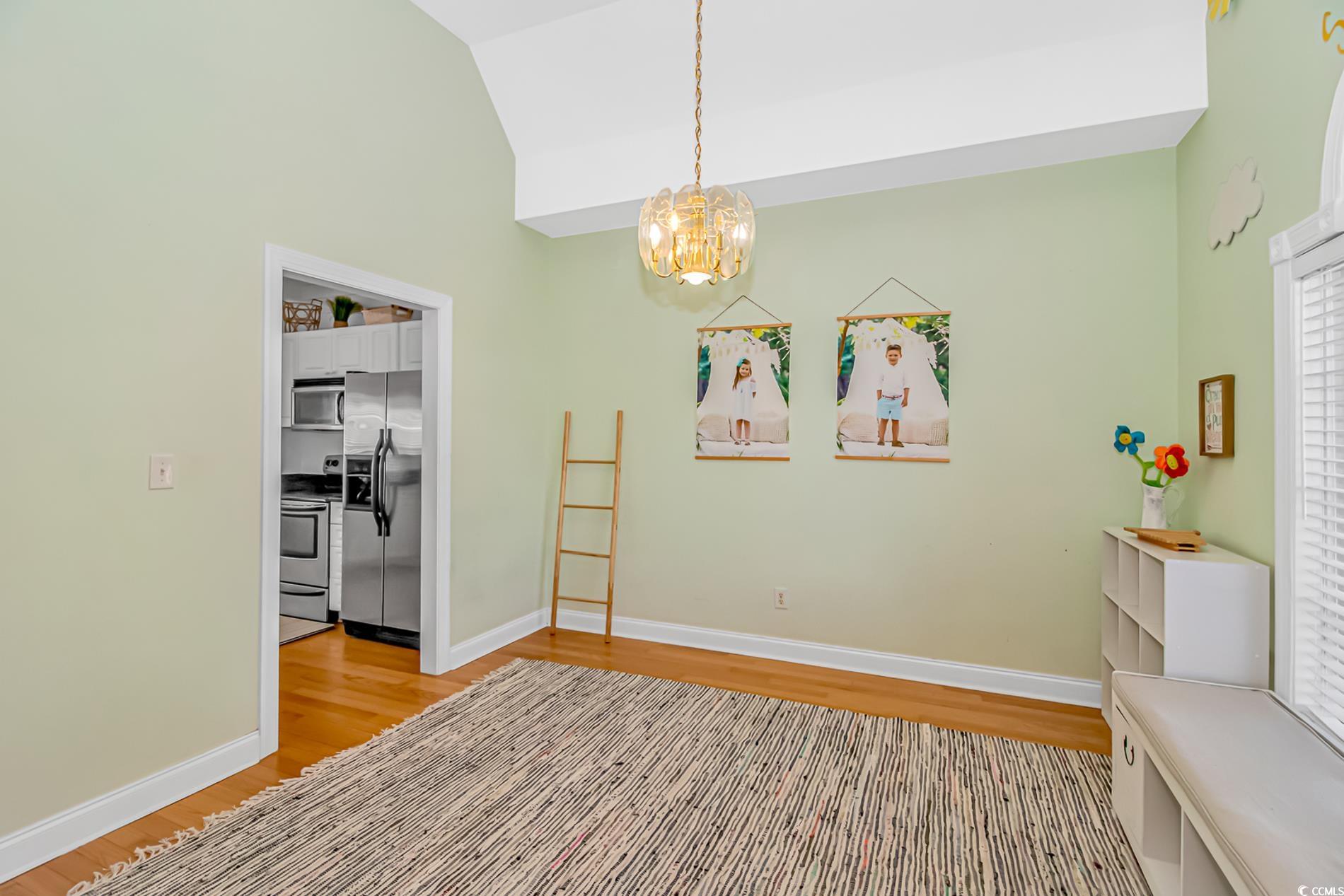 359 Rose Ave.