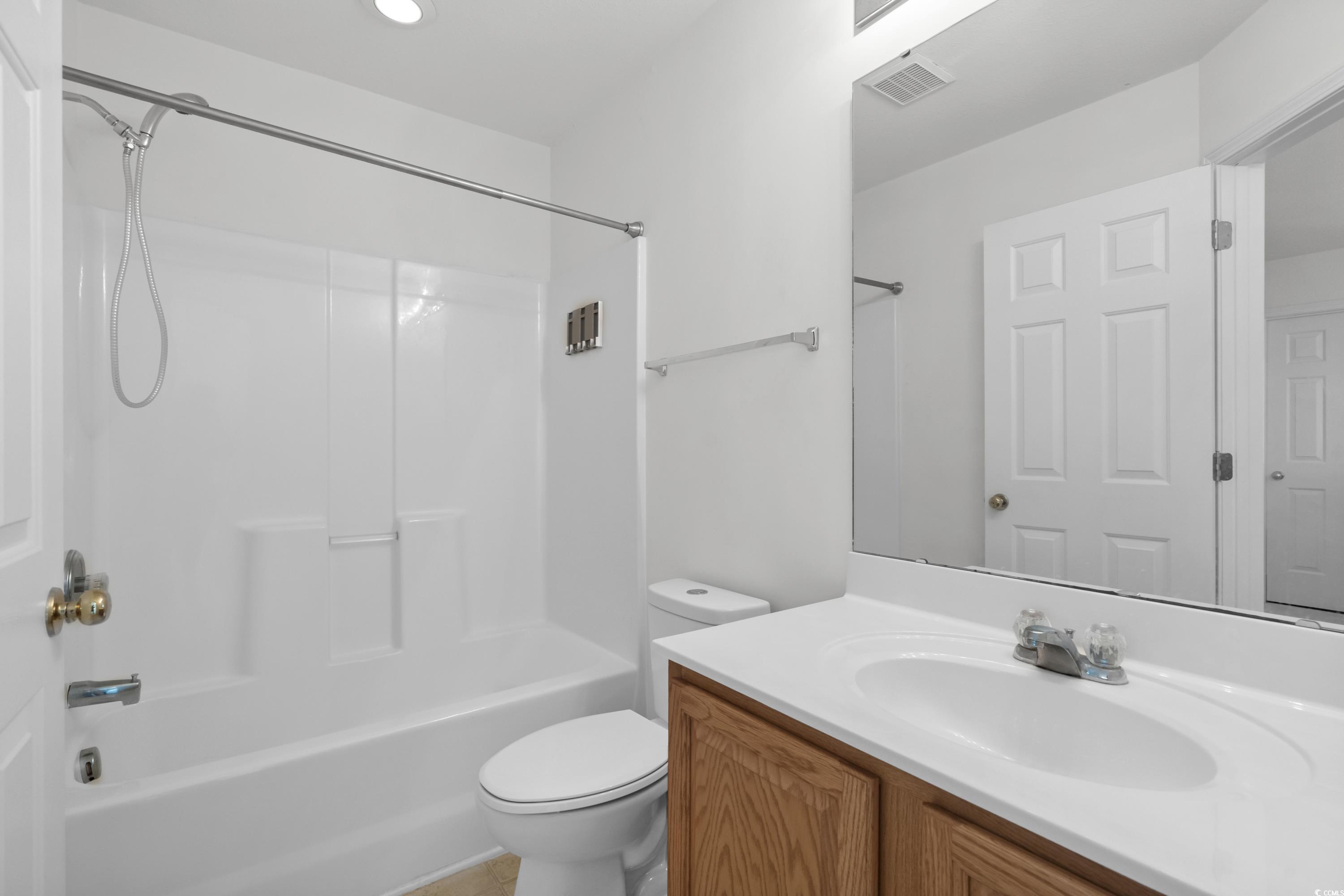 151 Chenoa Dr. Unit: 35-E