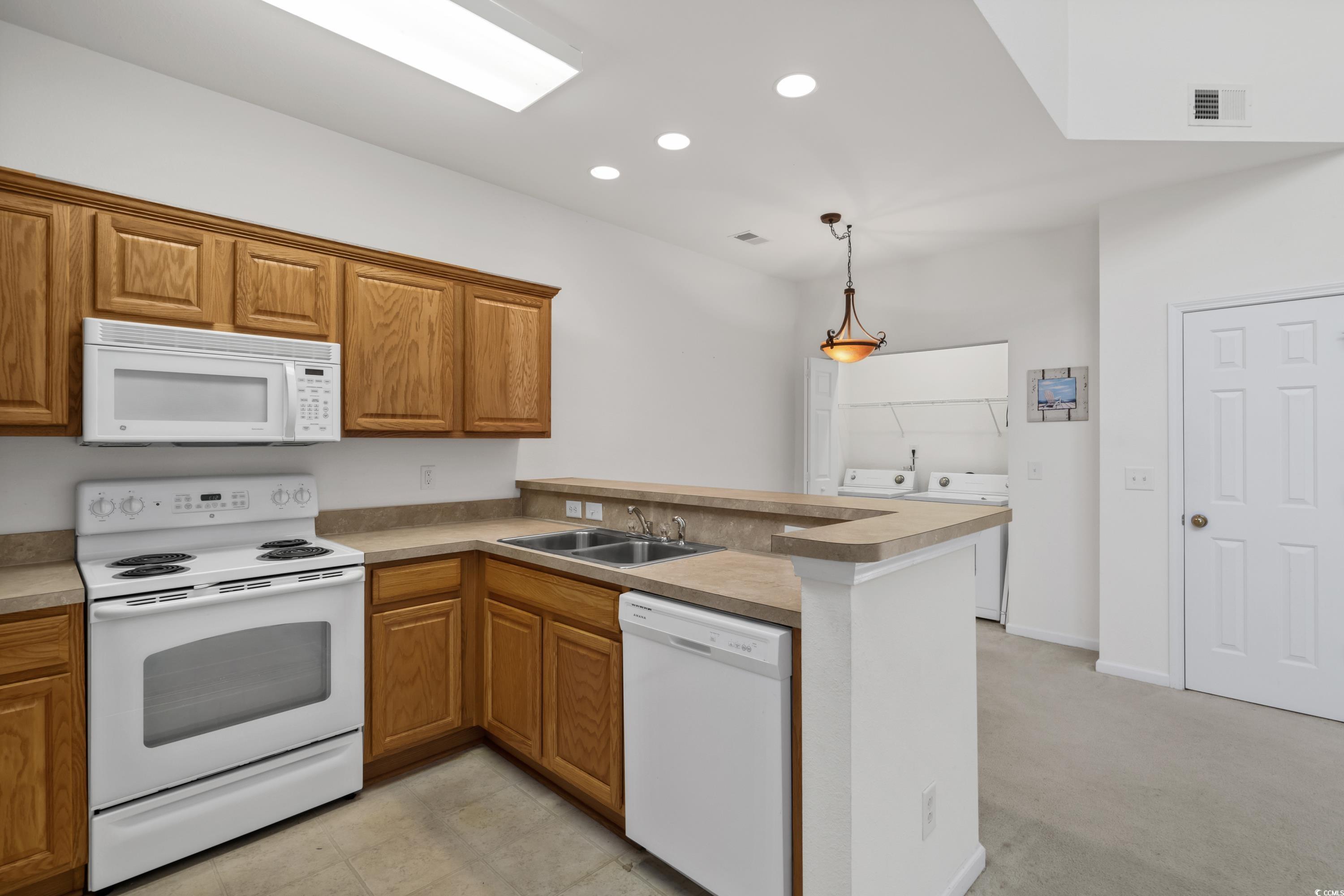 151 Chenoa Dr. Unit: 35-E