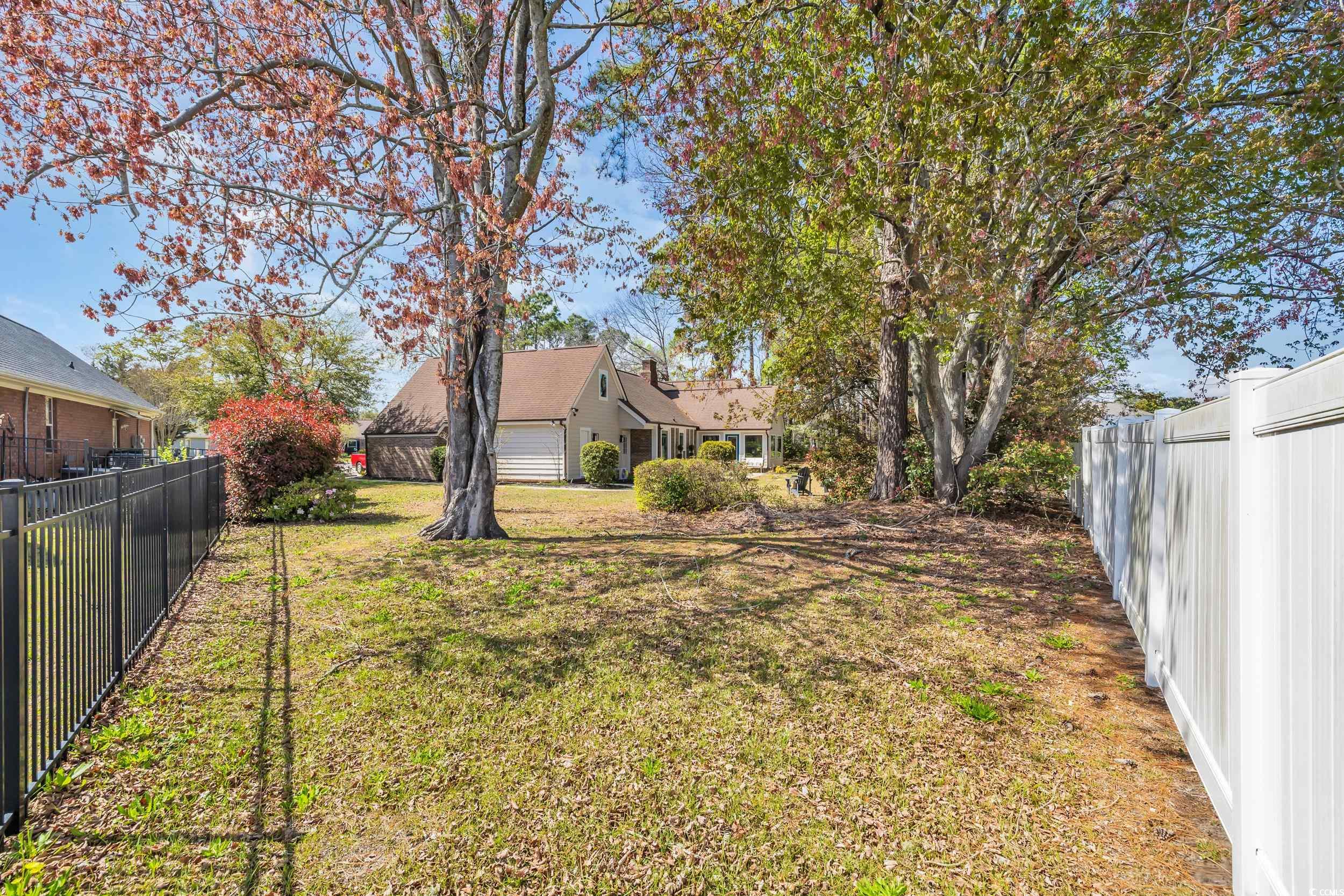 1625 Deer Park Ln.