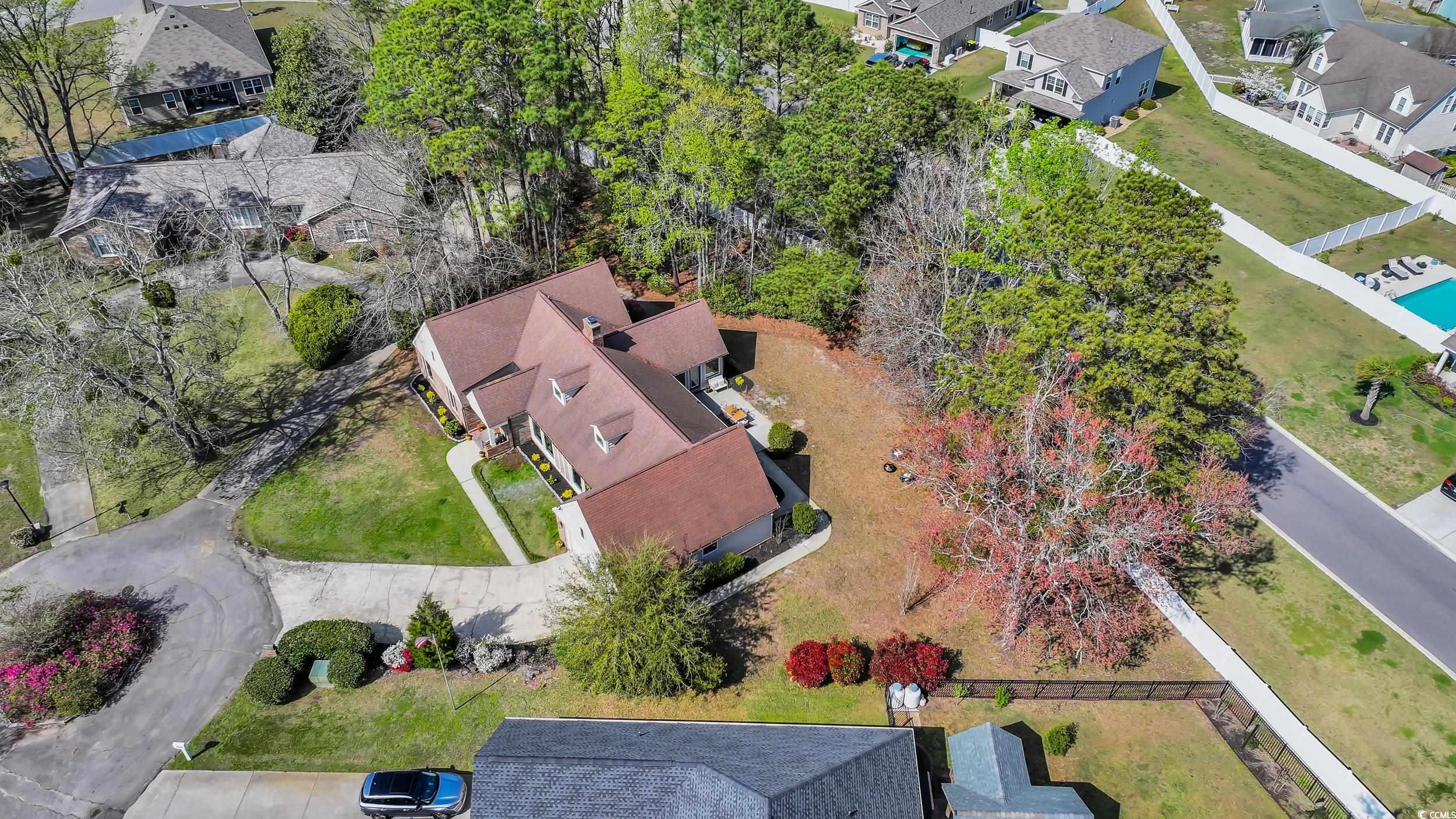 1625 Deer Park Ln.