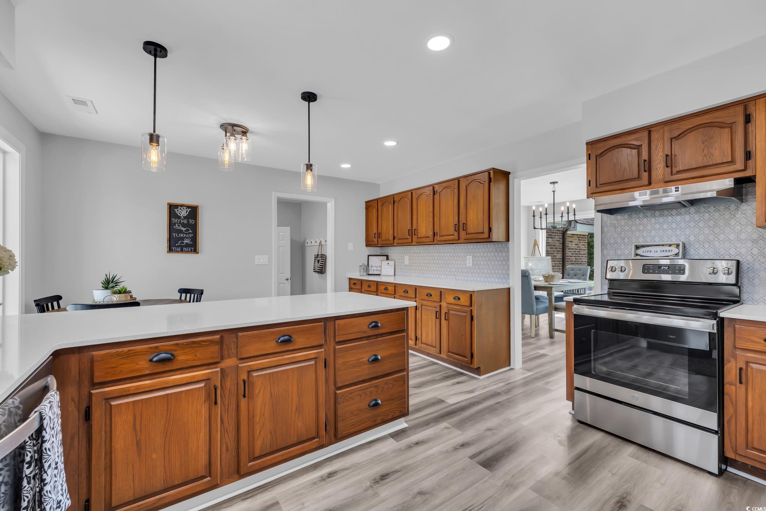 1625 Deer Park Ln.