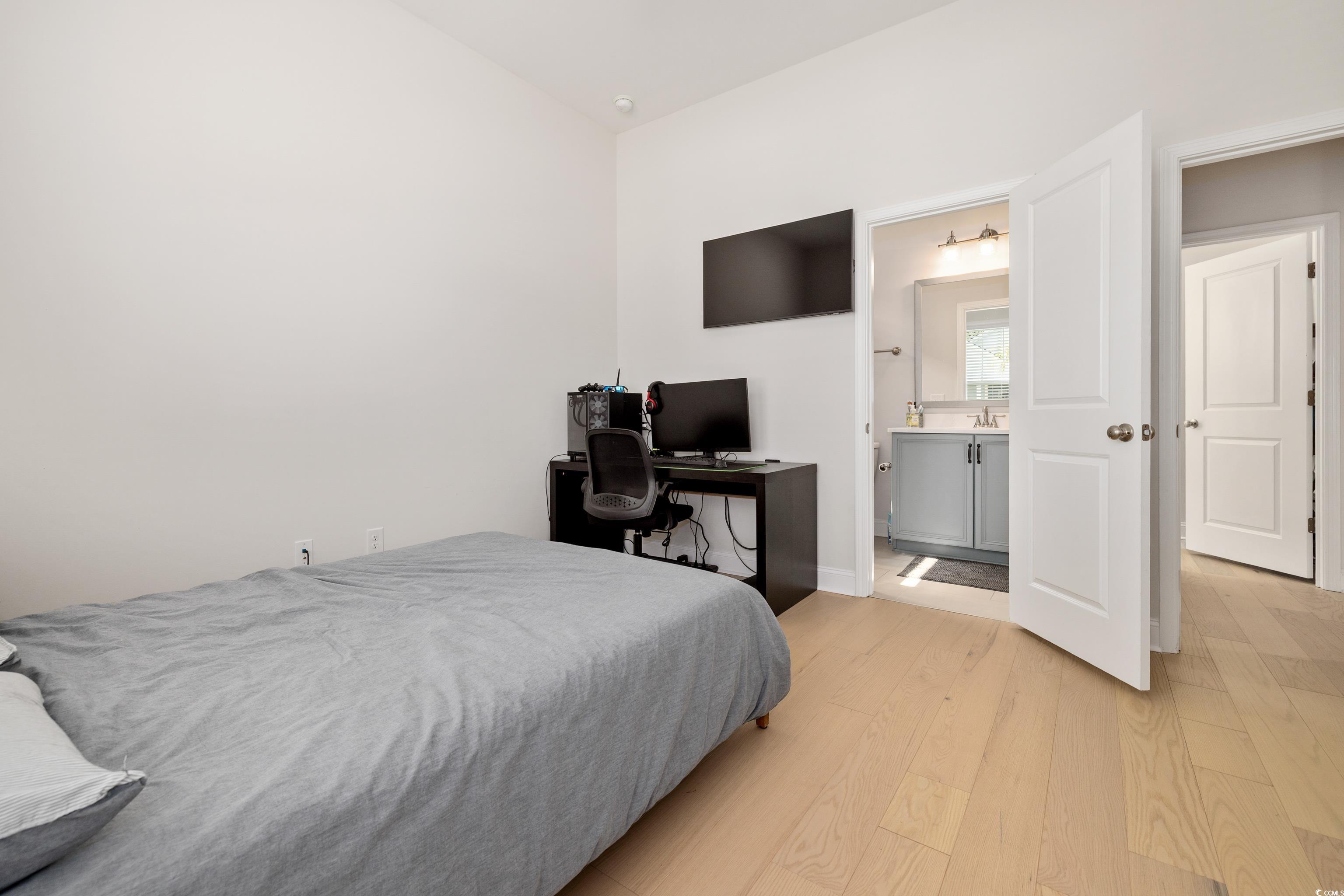 6304 Chadderton Circle