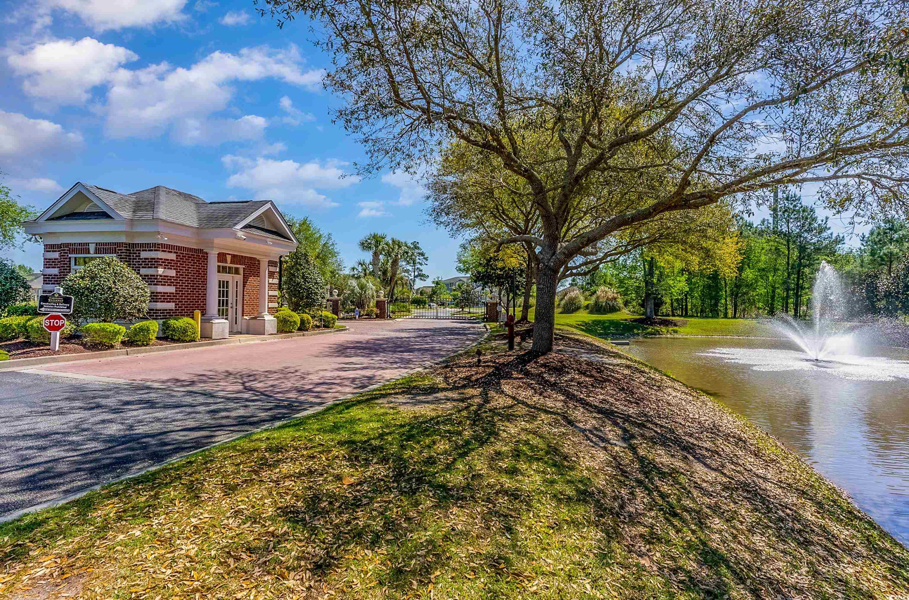 987 Shipmaster Ave.