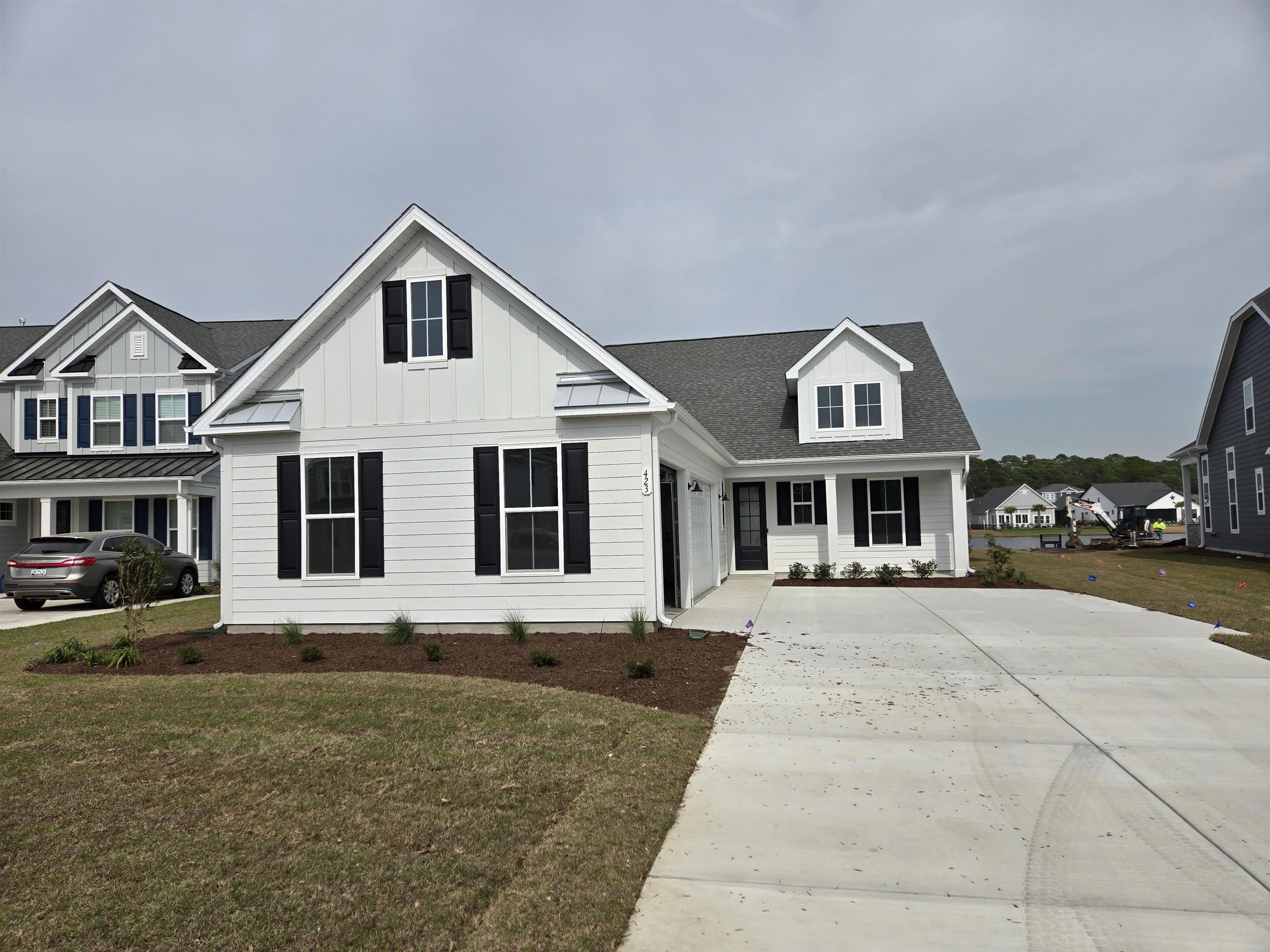 423 Starlit Way