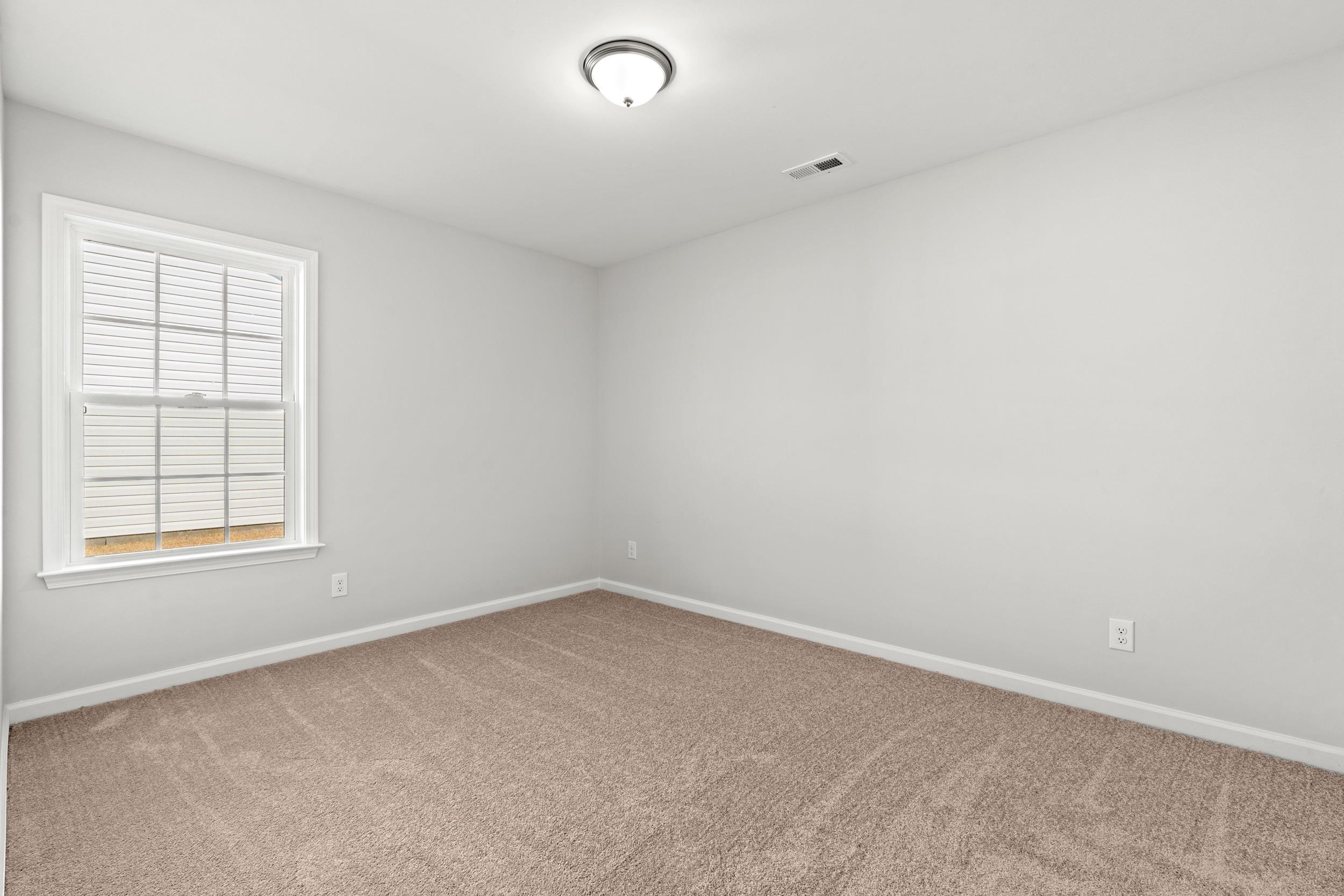 955 Woodside Dr.
