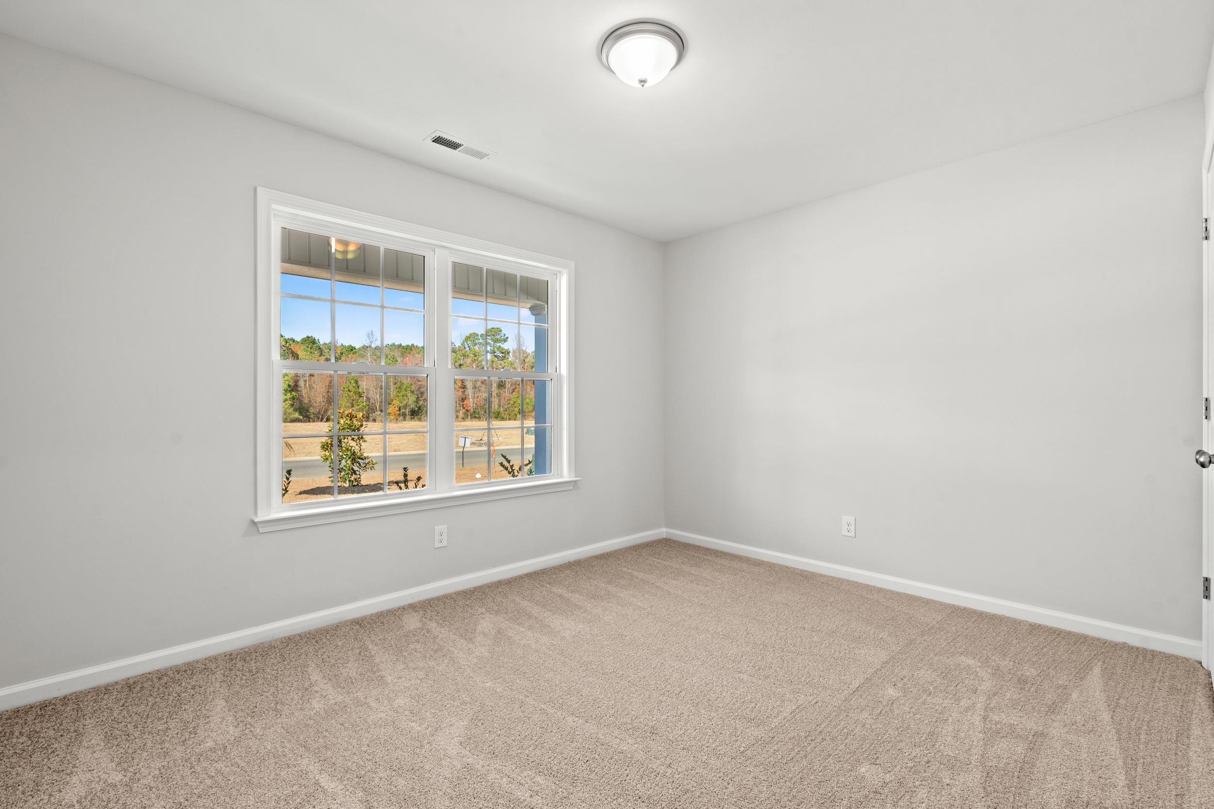 955 Woodside Dr.