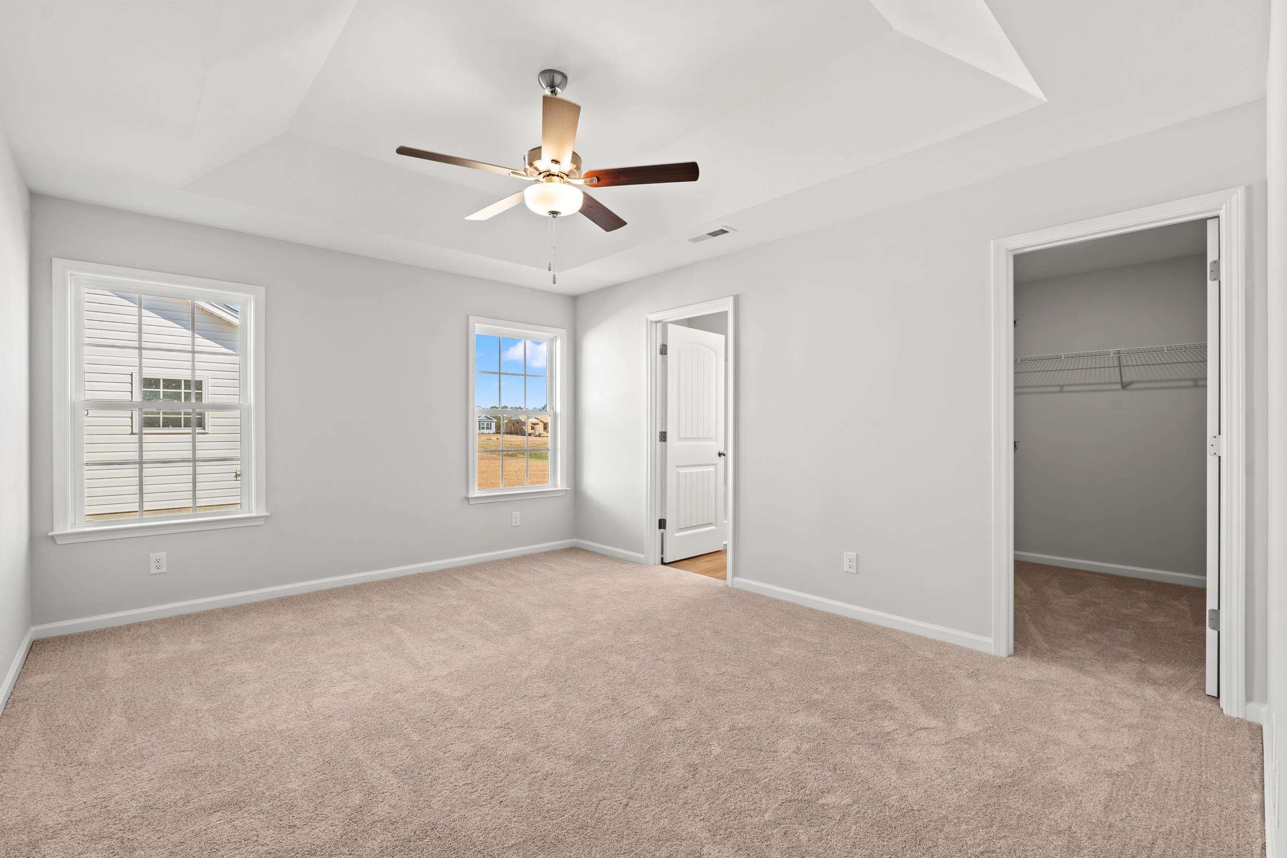 955 Woodside Dr.