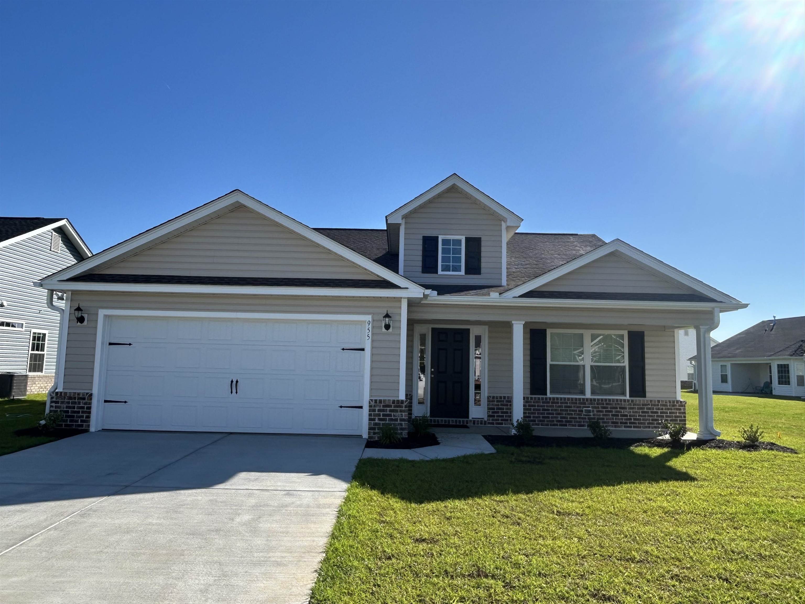 955 Woodside Dr.