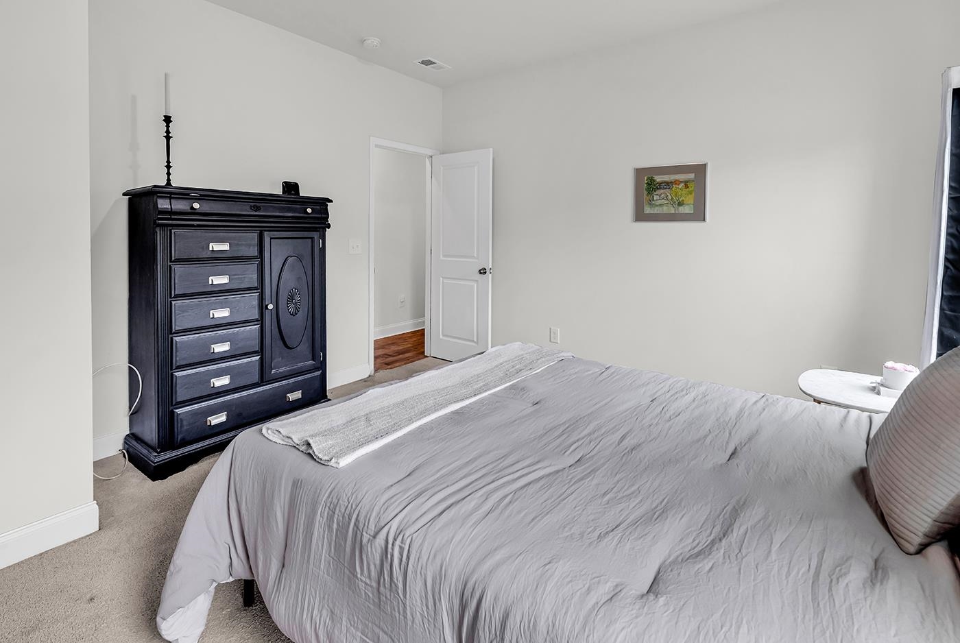 1207 Ficus Dr.