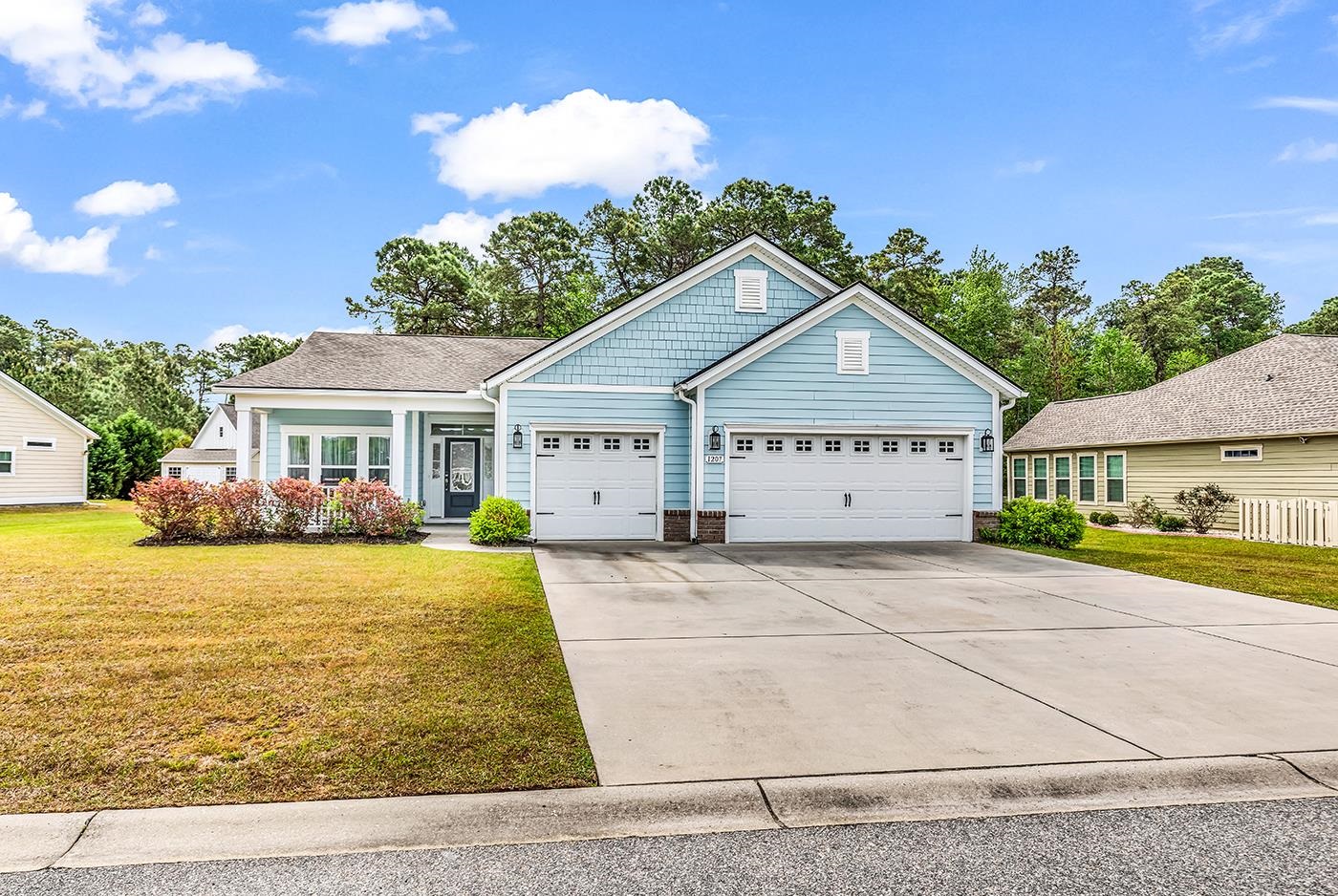 1207 Ficus Dr.