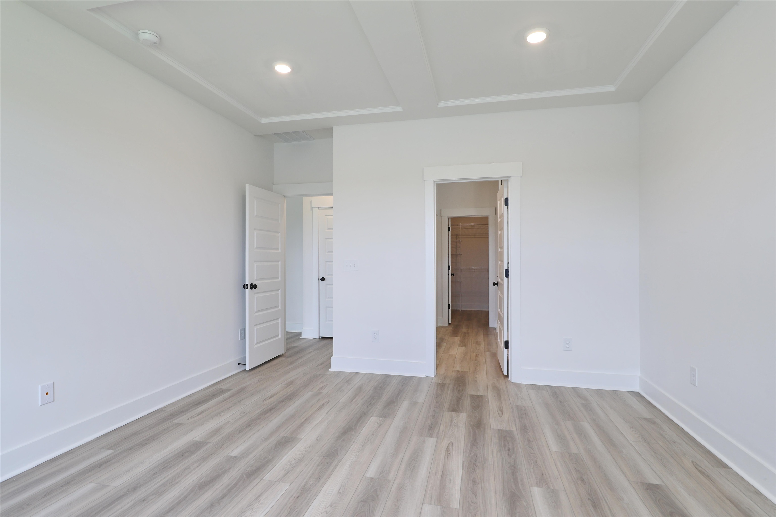 6132 Zoe Way
