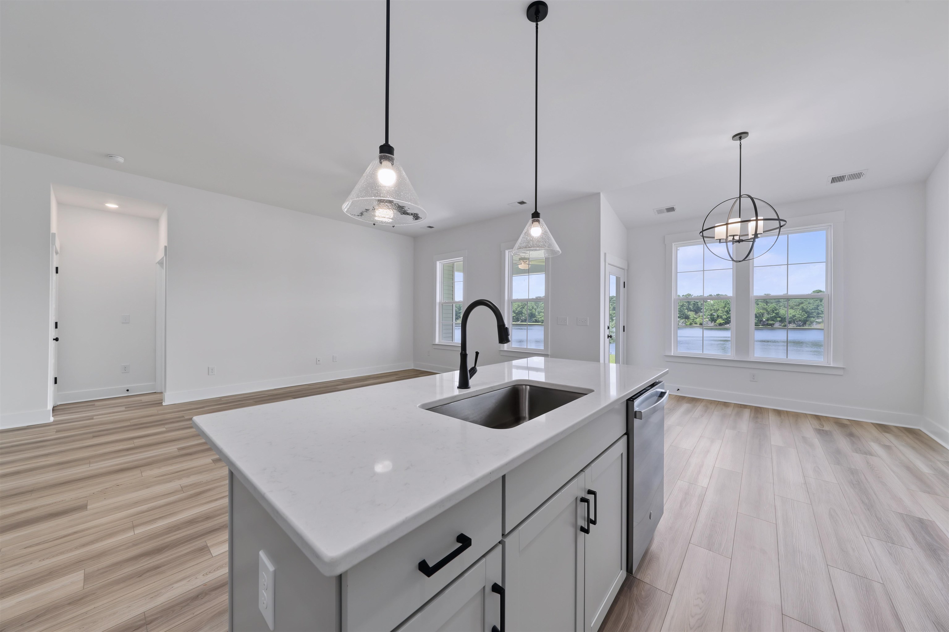 6132 Zoe Way
