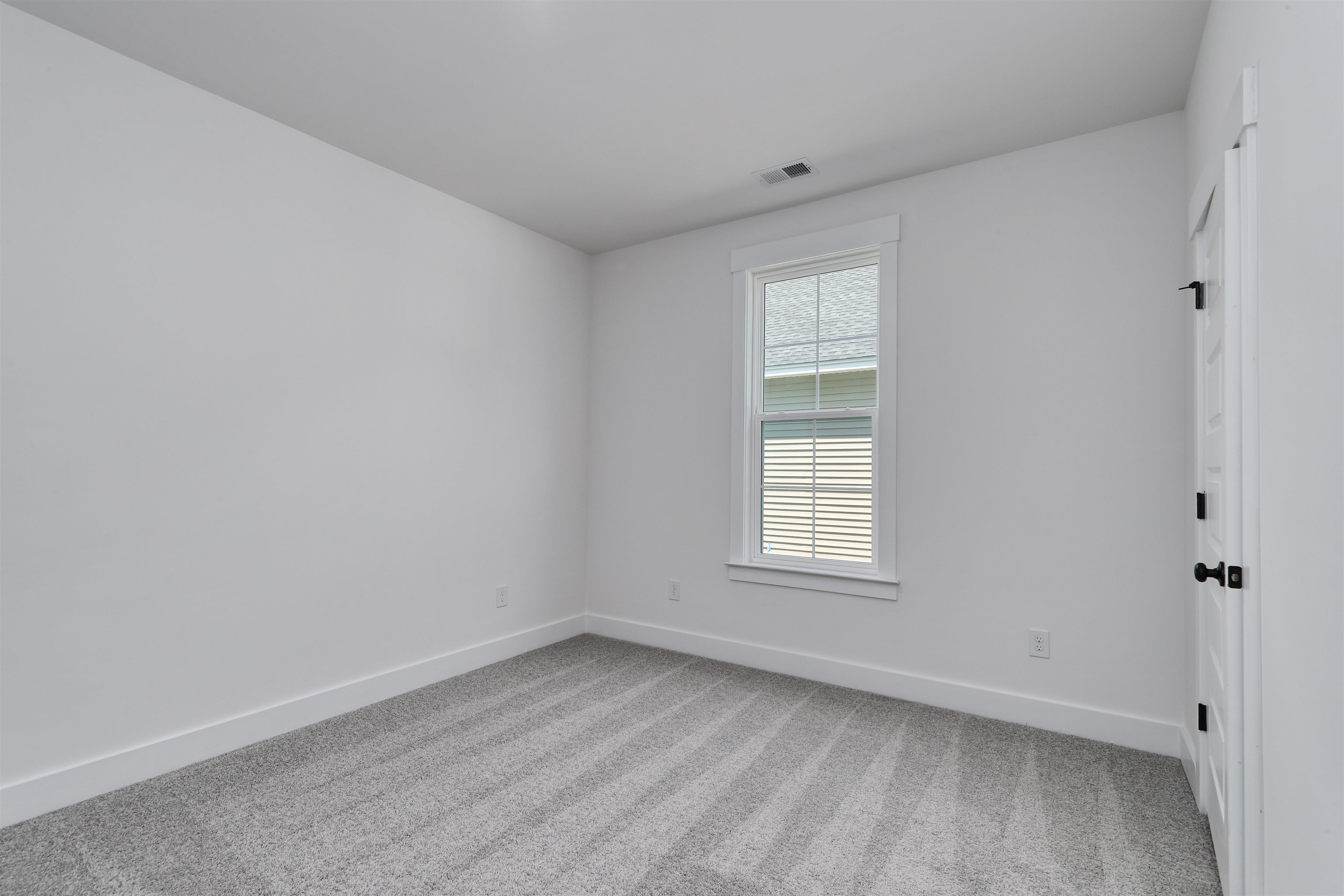 6132 Zoe Way
