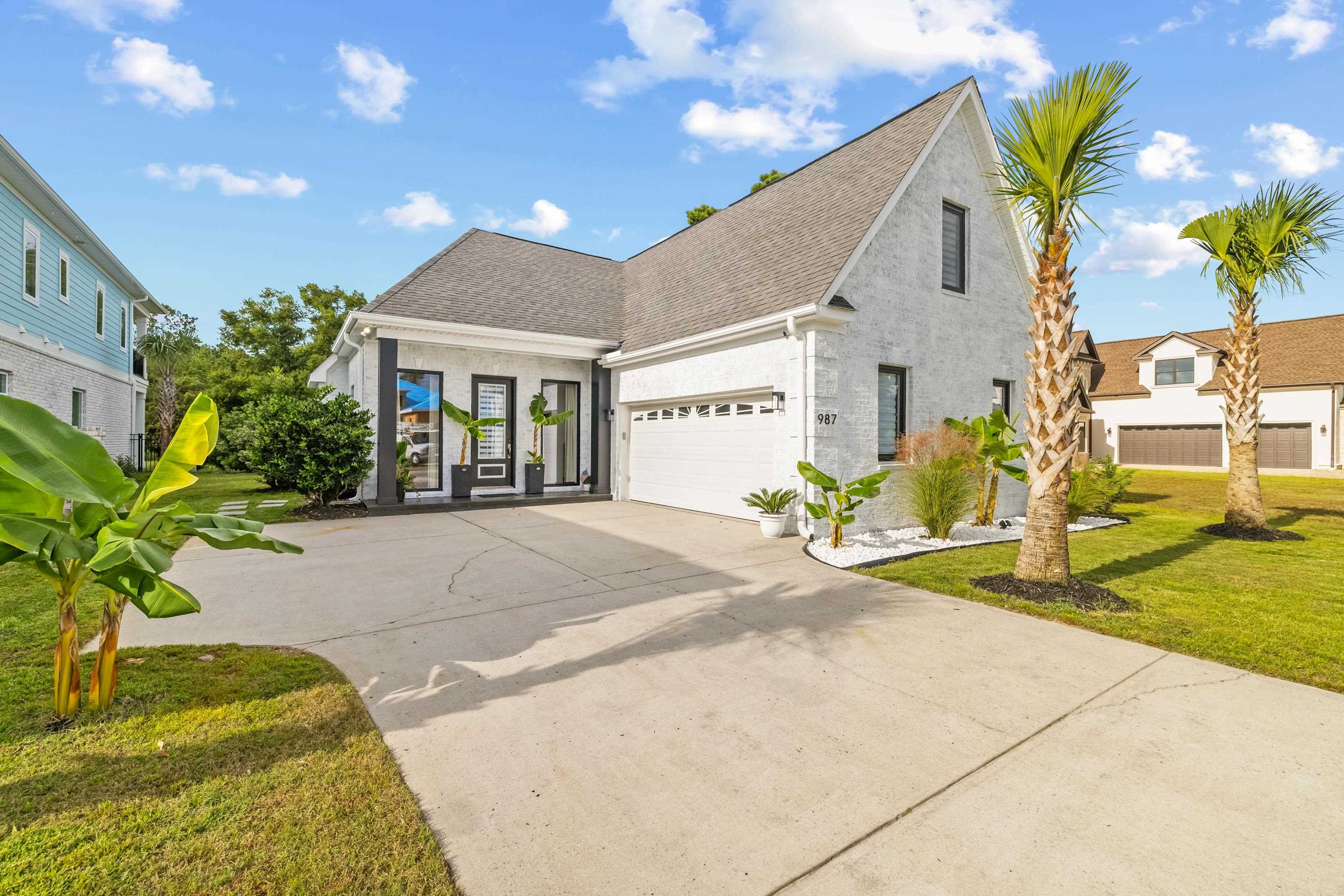987 Shipmaster Ave.