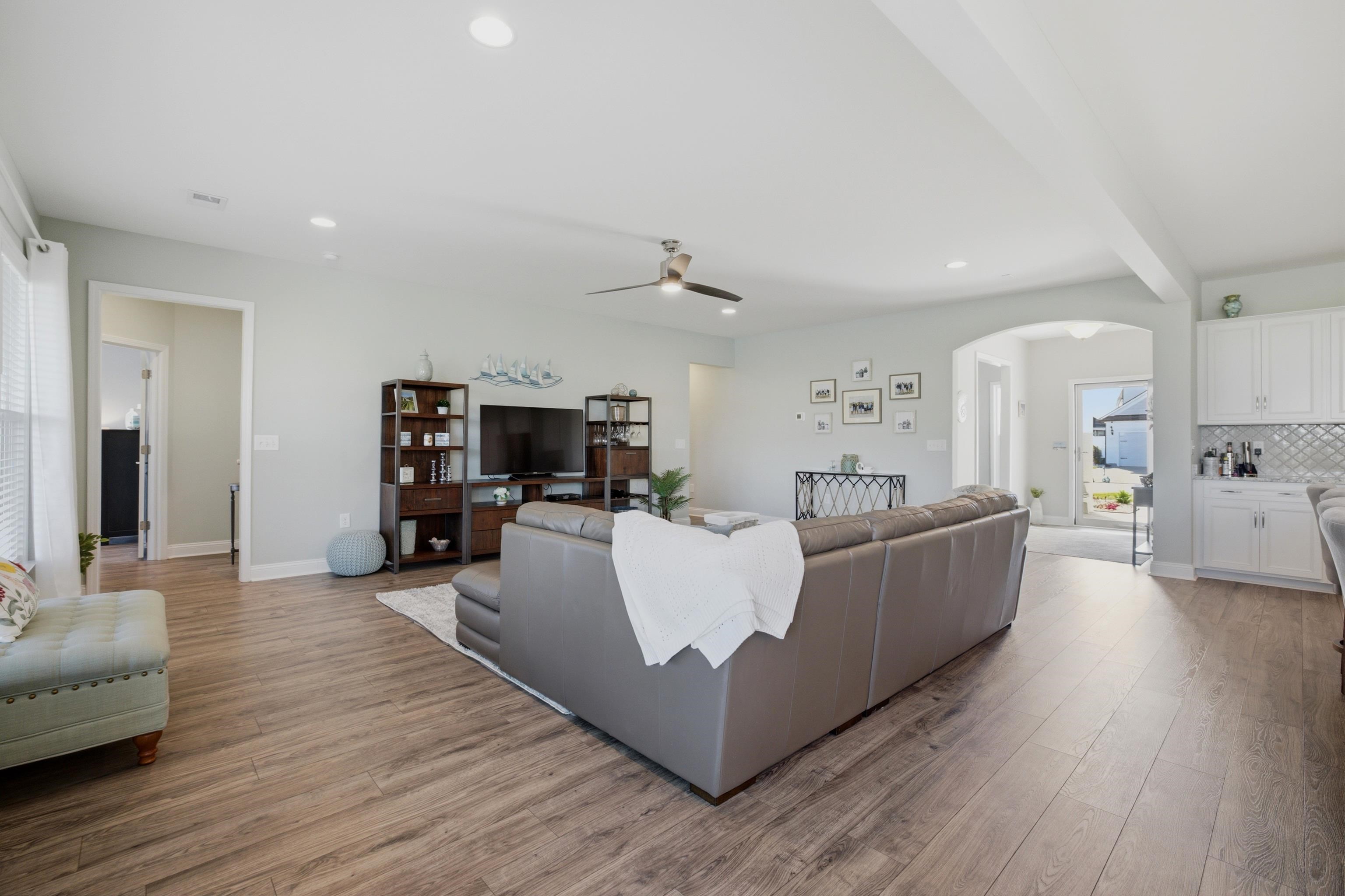473 Noah Ave.