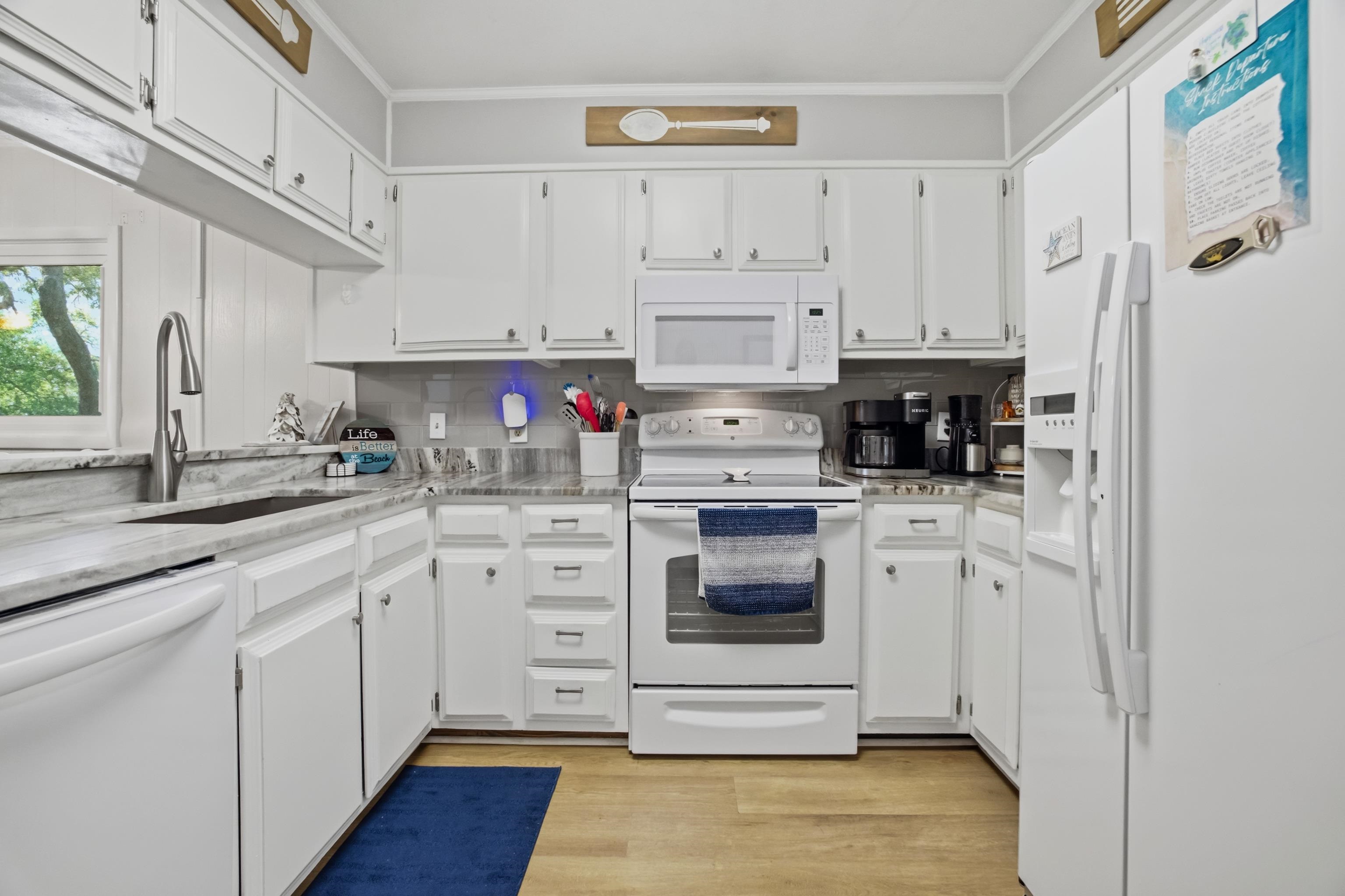 9501 Shore Dr. Unit: B-222