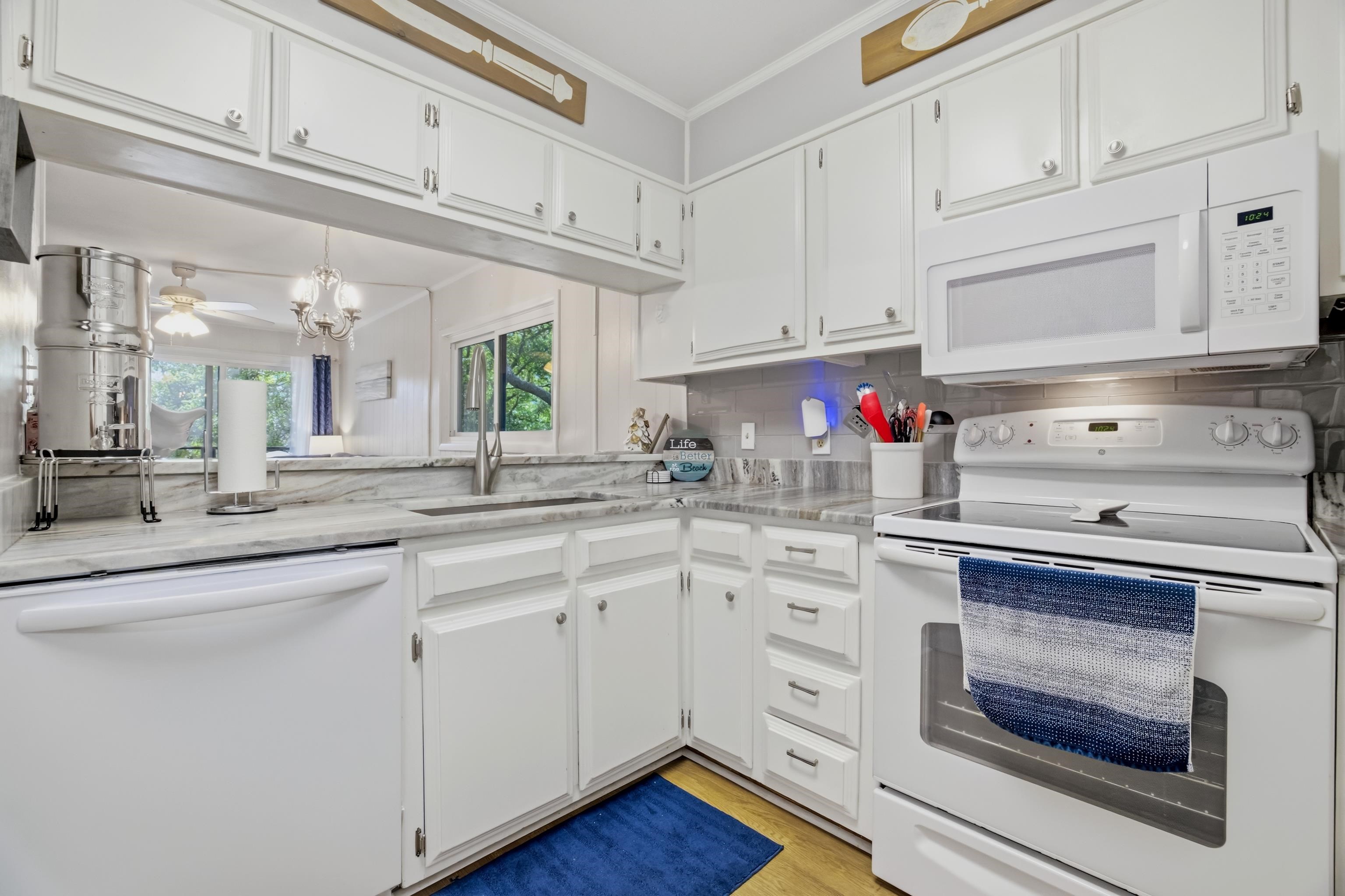 9501 Shore Dr. Unit: B-222
