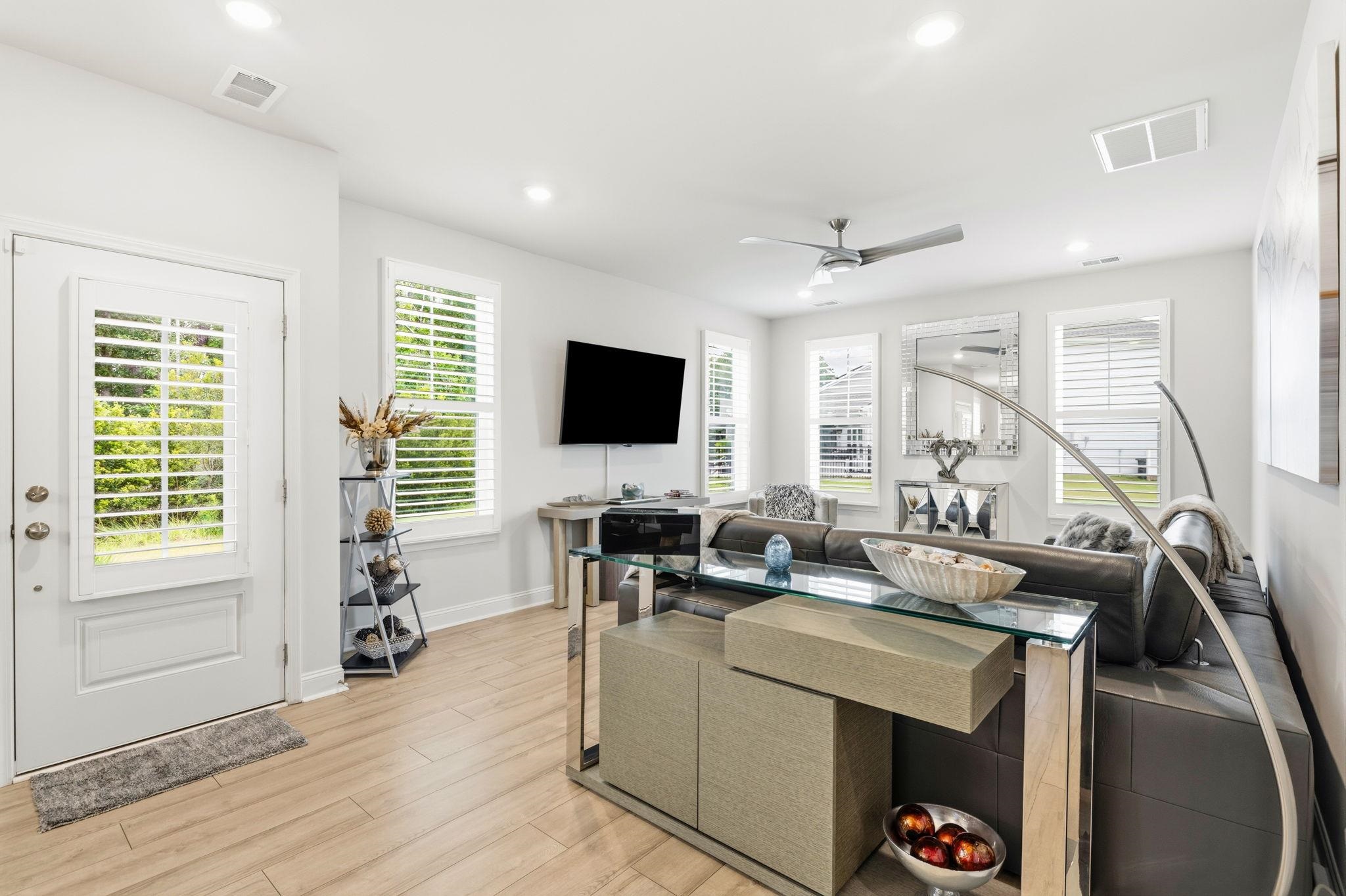 2514 Blue Crane Circle Unit: 101