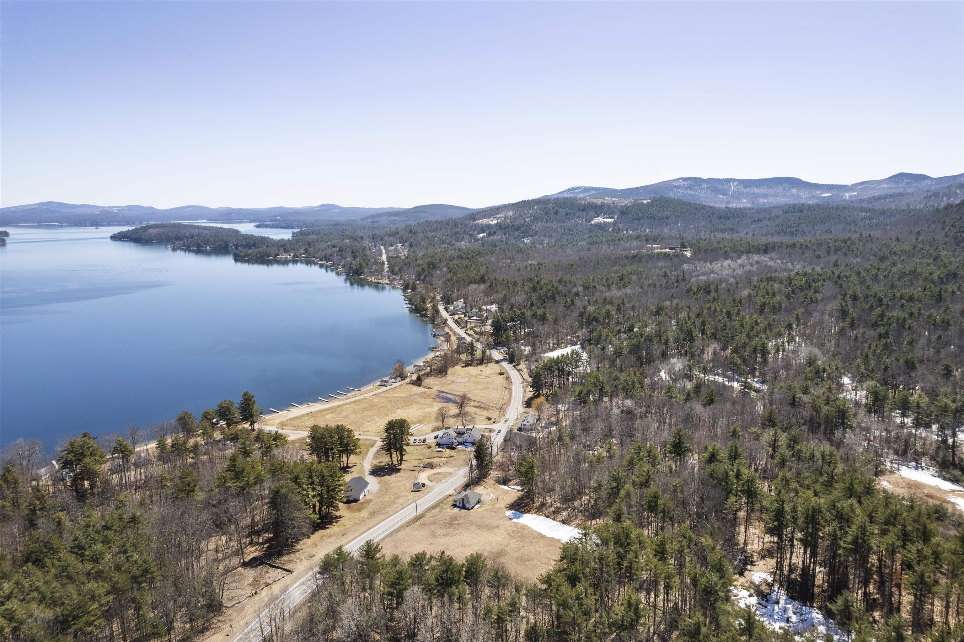 2761 Lake Shore Road Unit: 34