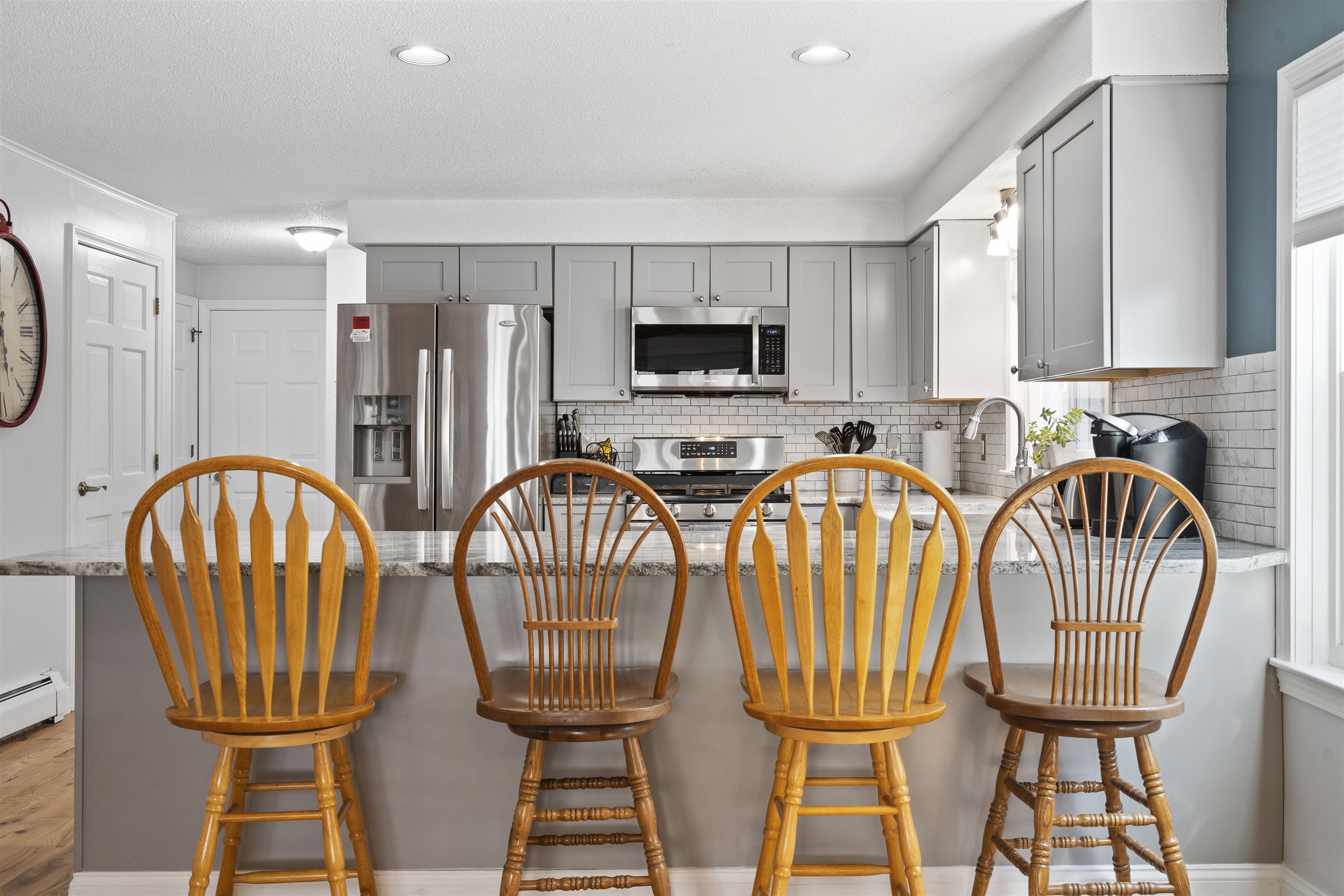 2761 Lake Shore Road Unit: 34