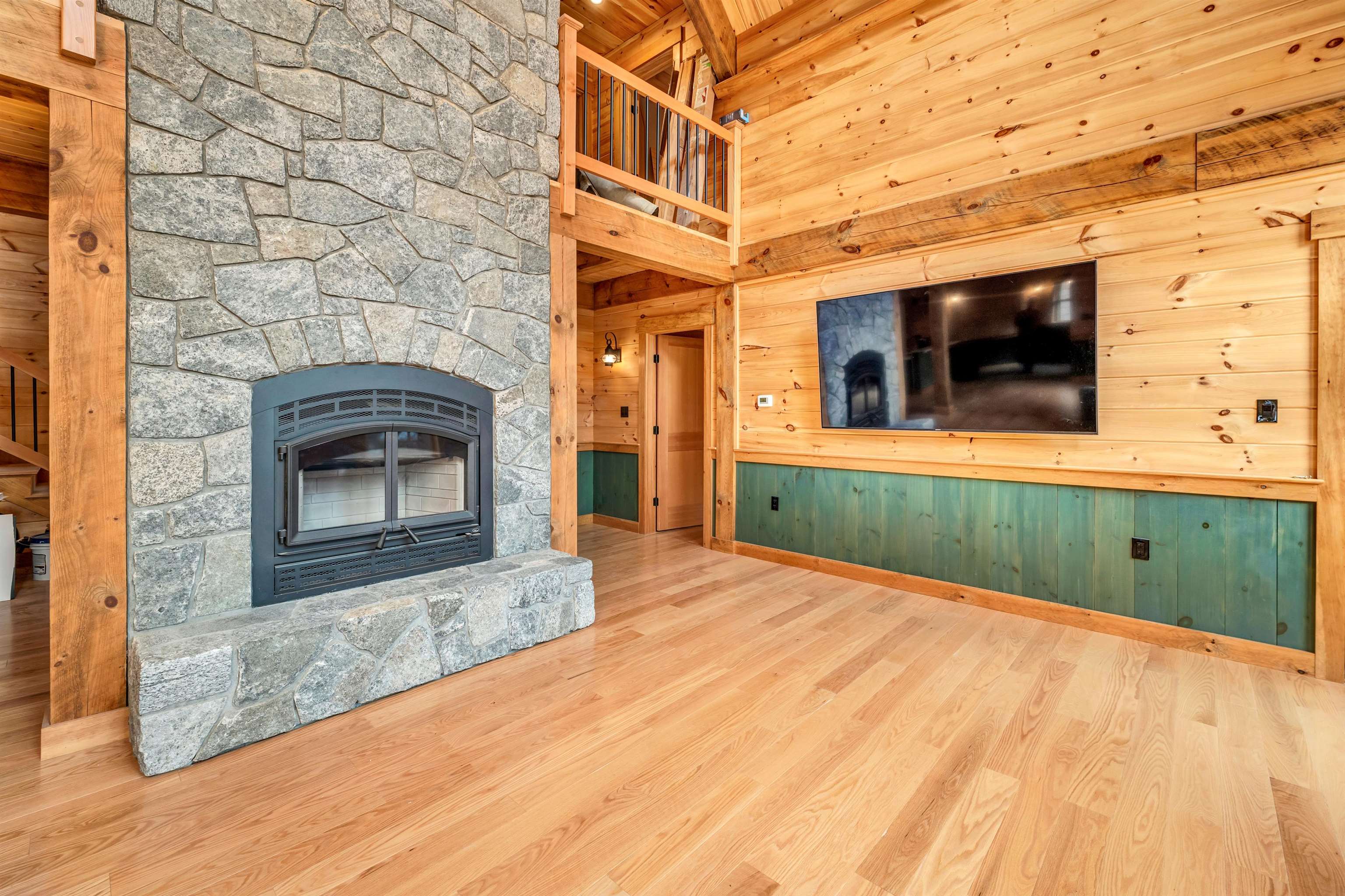 8 Winona Shores Road